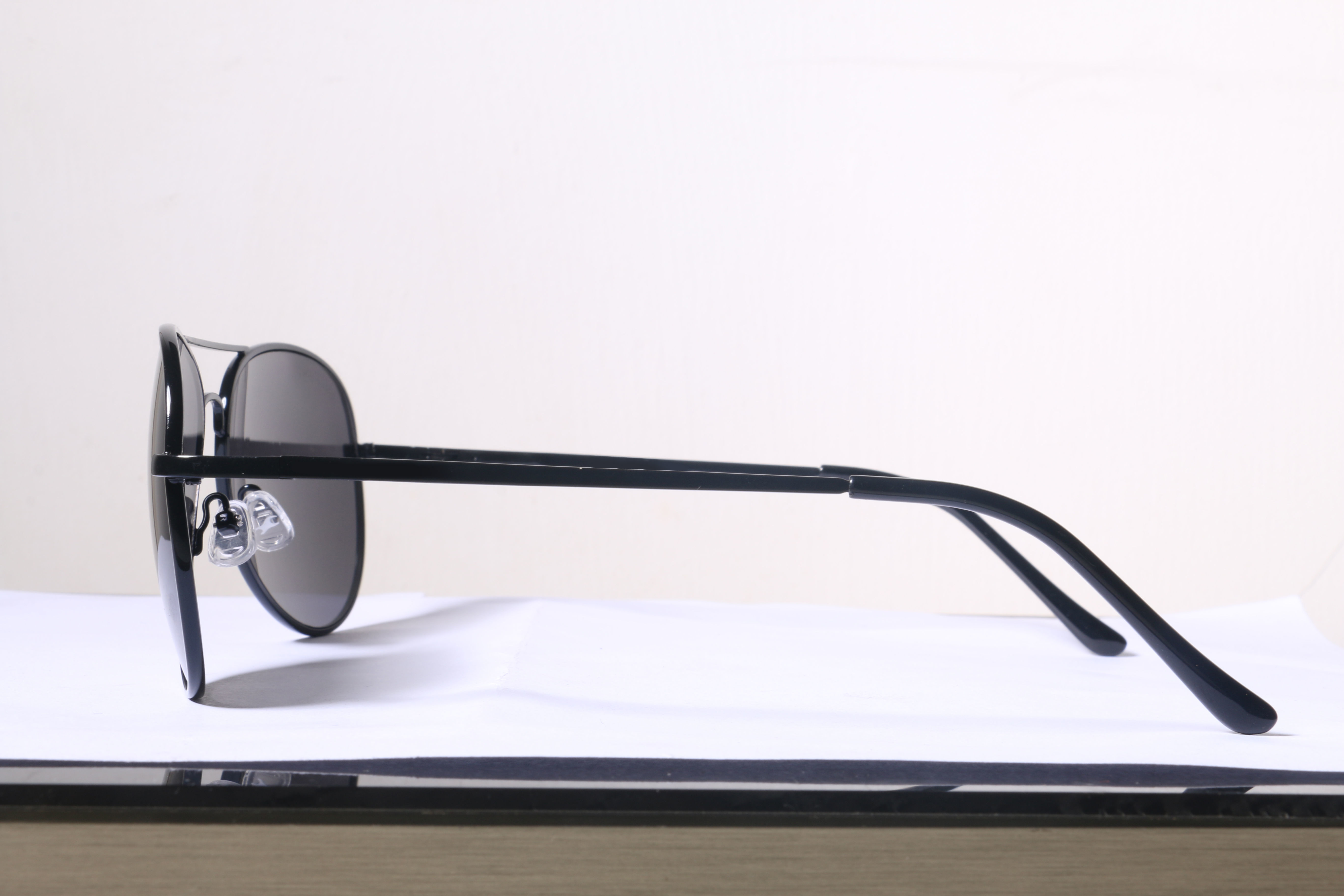 Eyeglasses for Men and Women 3D print model_11