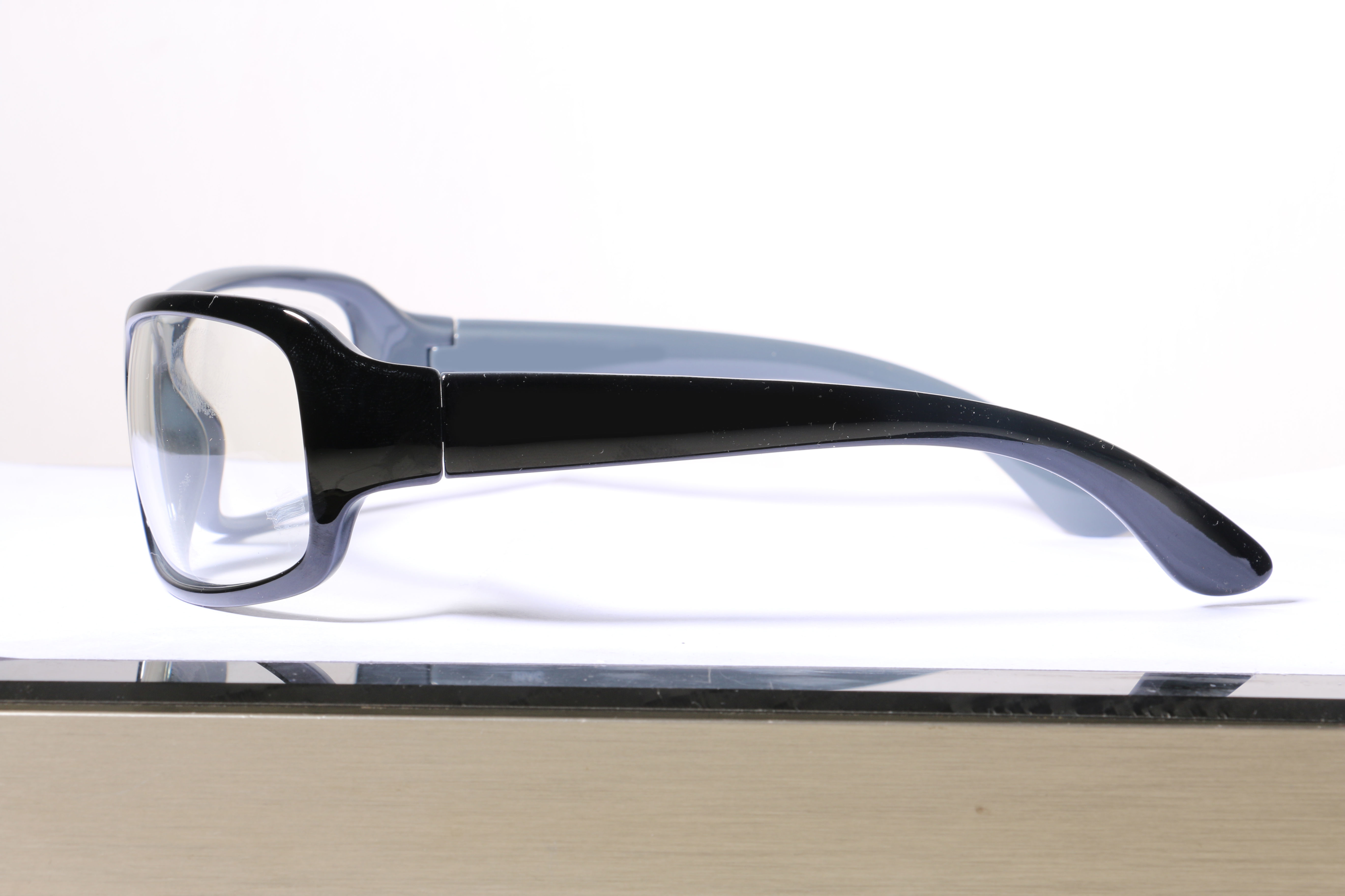 Eyeglasses for Men and Women 3D print model_14