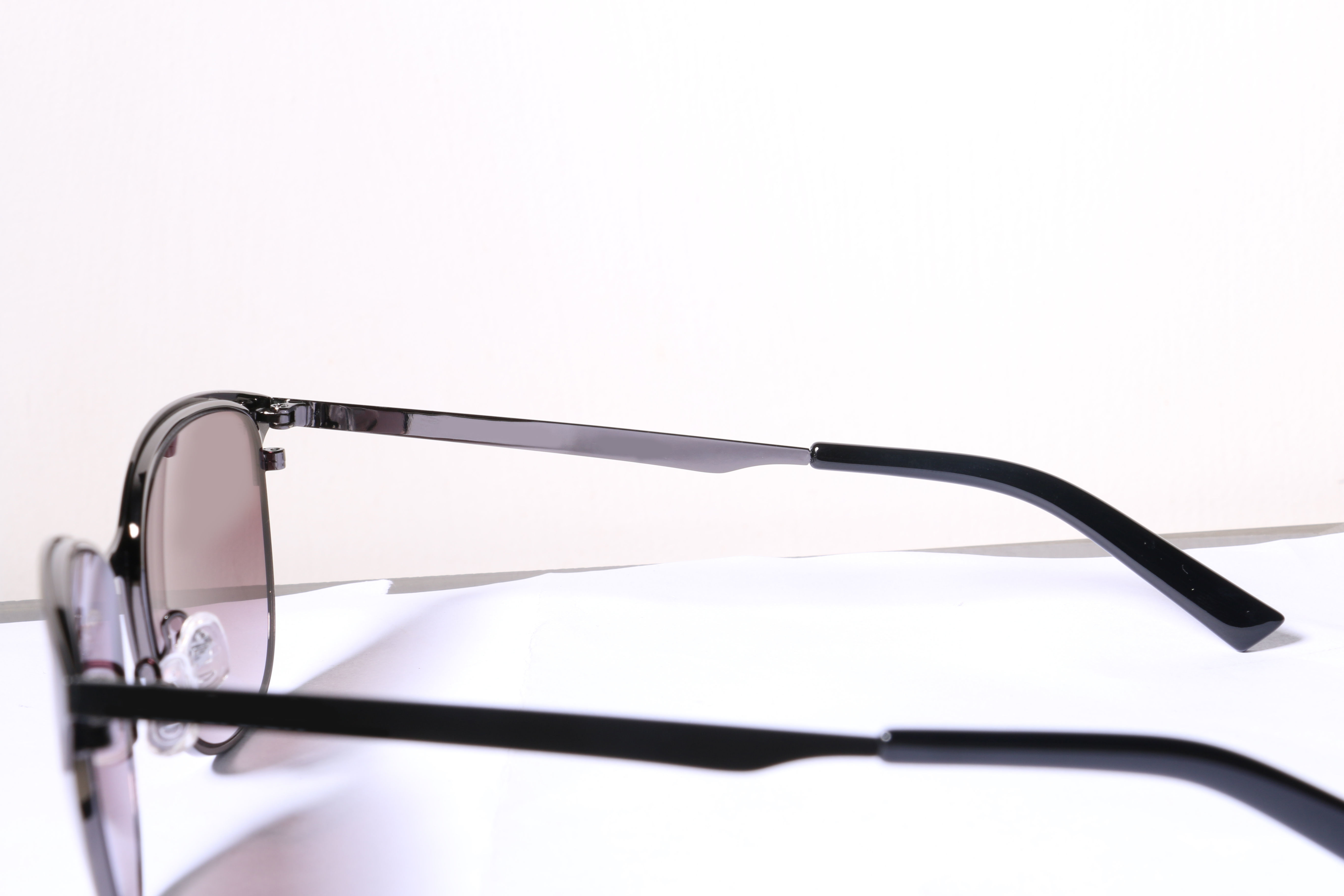 Eyeglasses for Men and Women 3D print model_11