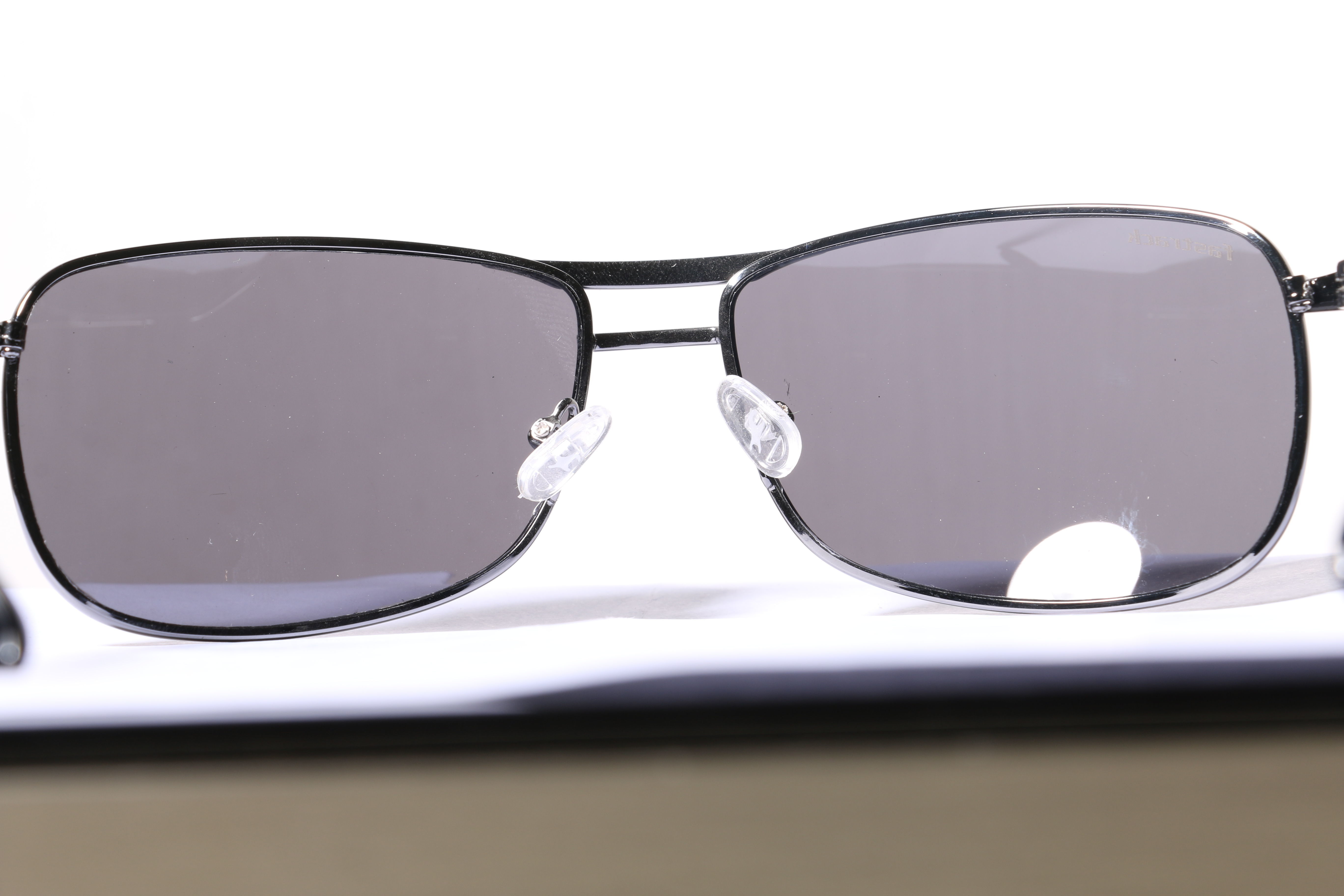 Eyeglasses for Men and Women 3D print model_22