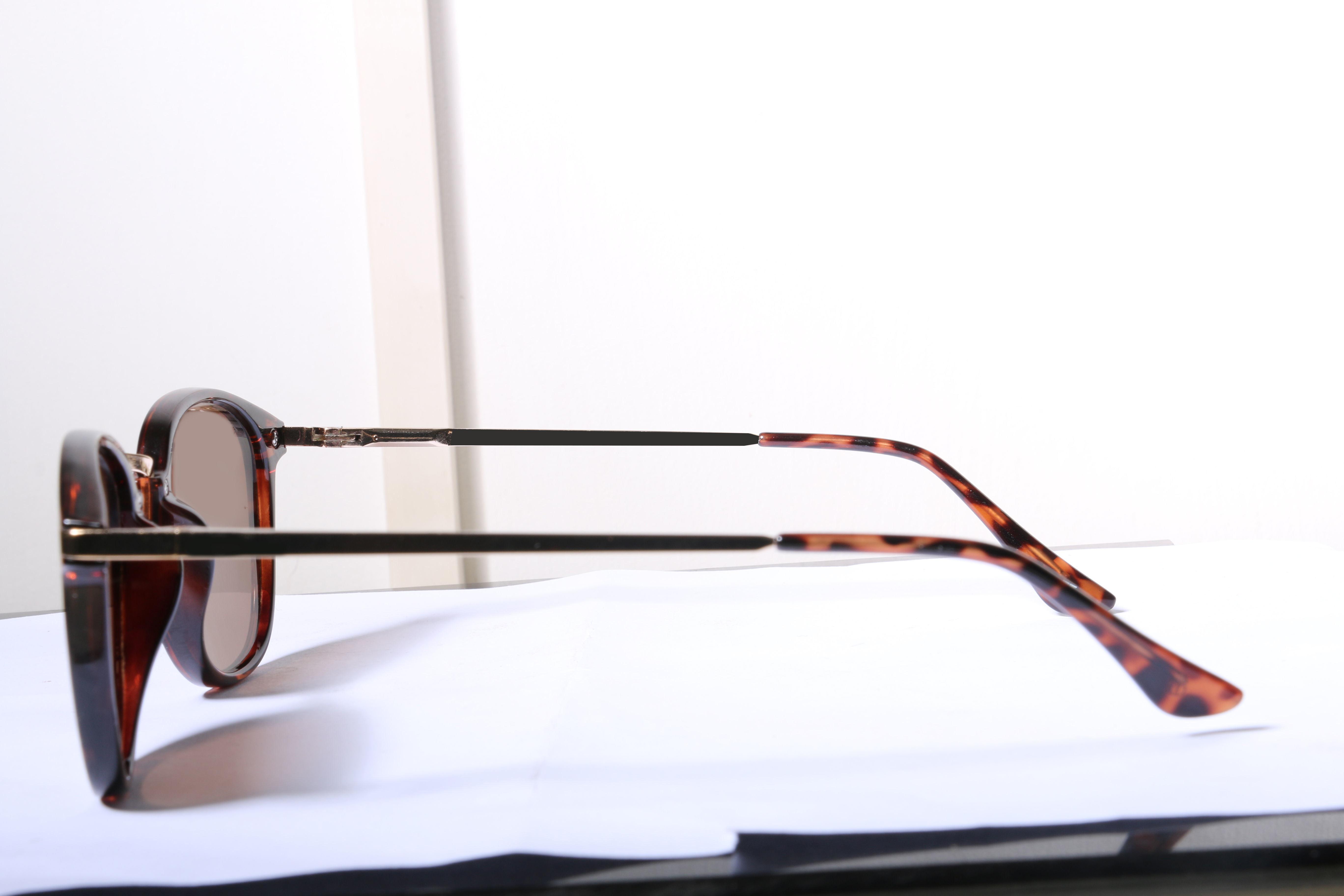 Eyeglasses for Men and Women 3D print model_18