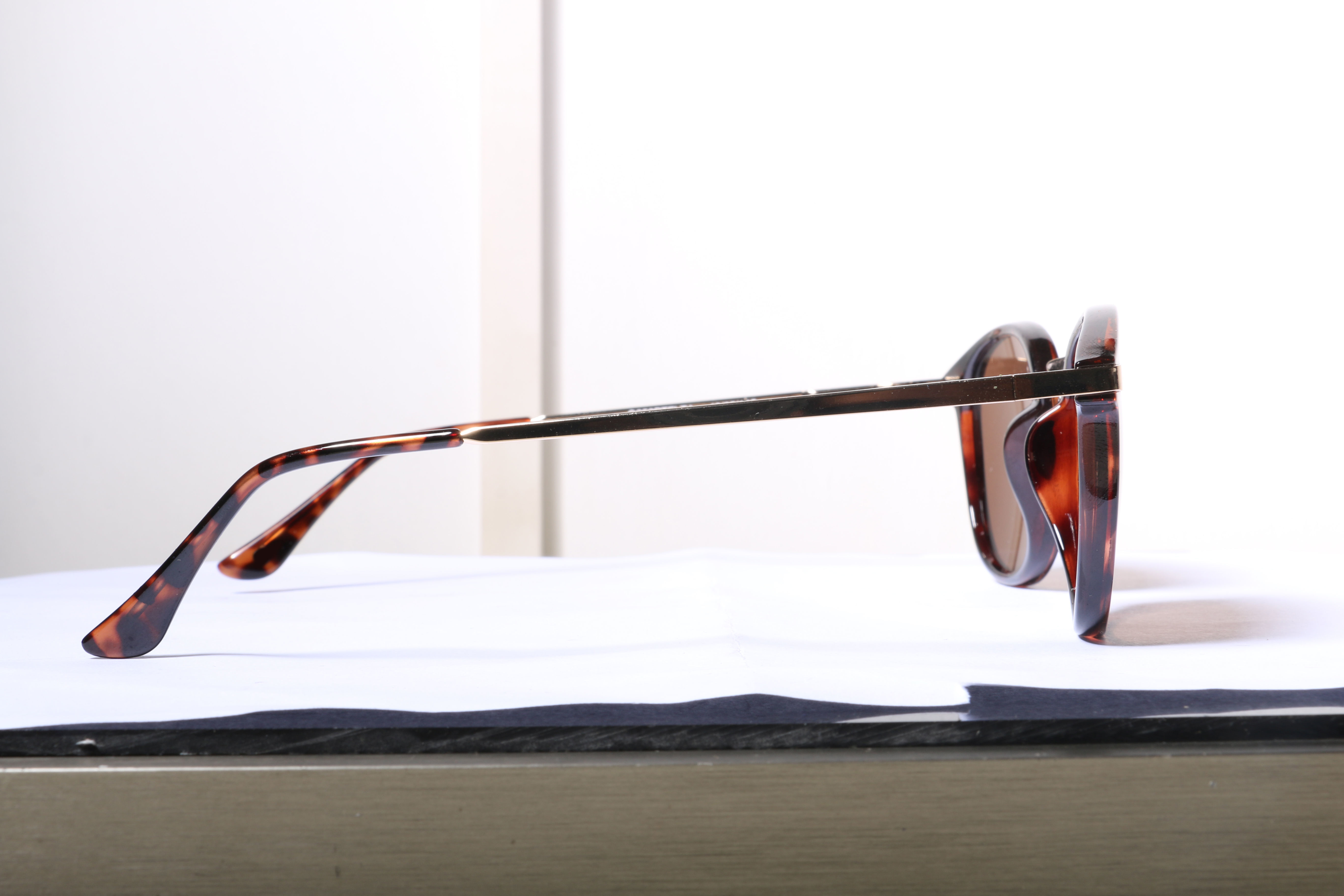 Eyeglasses for Men and Women 3D print model_9