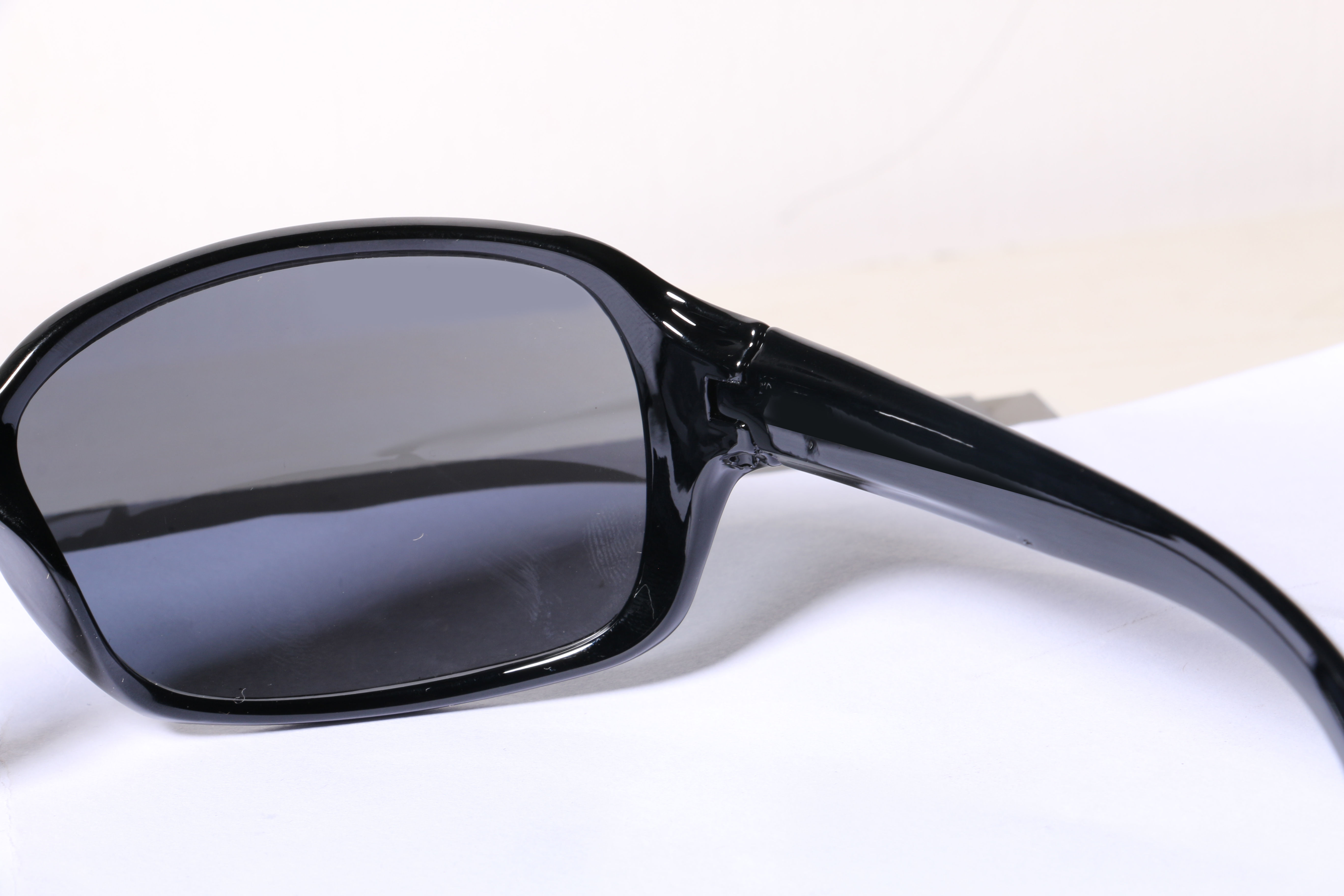 Eyeglasses for Men and Women 3D print model_17