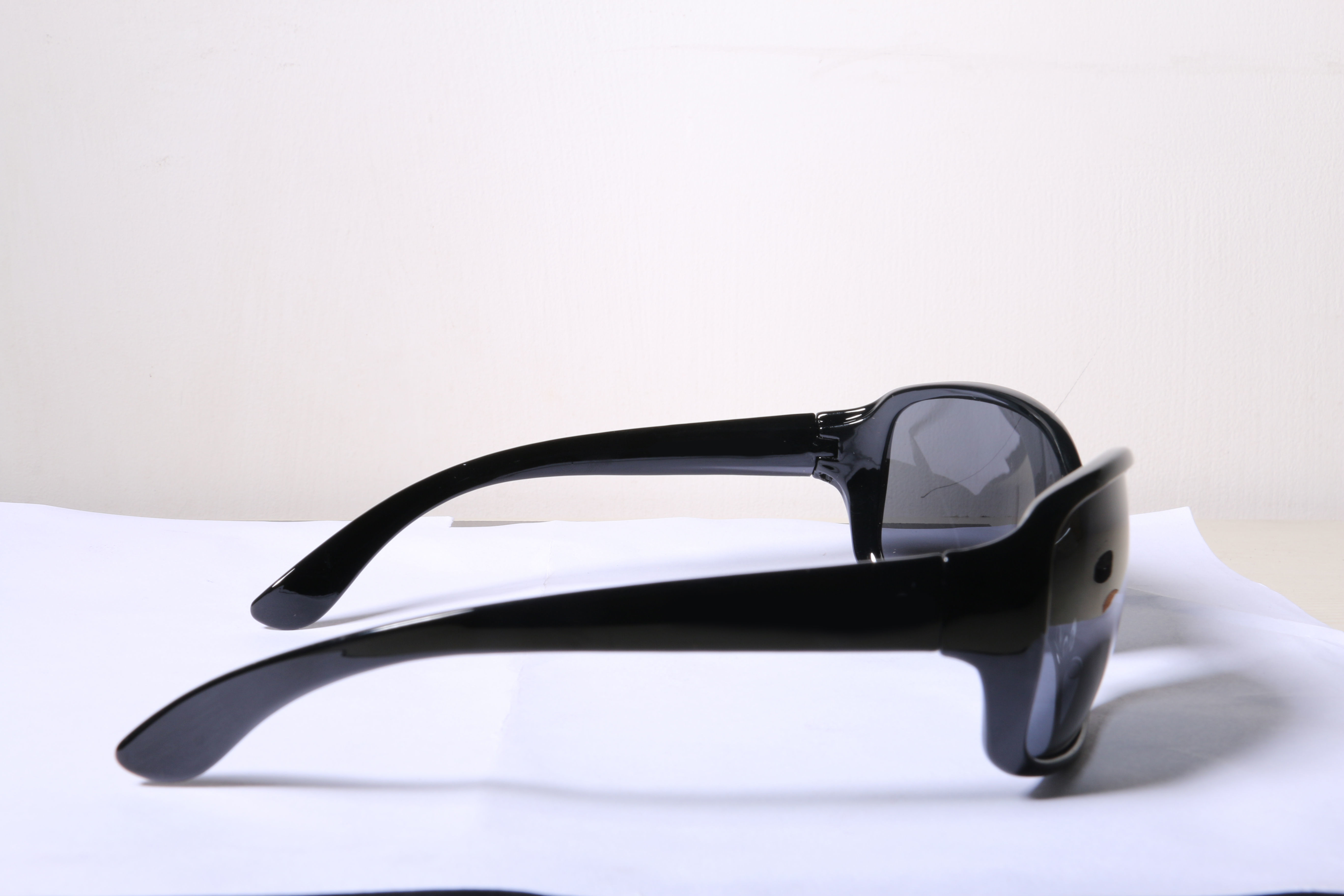 Eyeglasses for Men and Women 3D print model_9