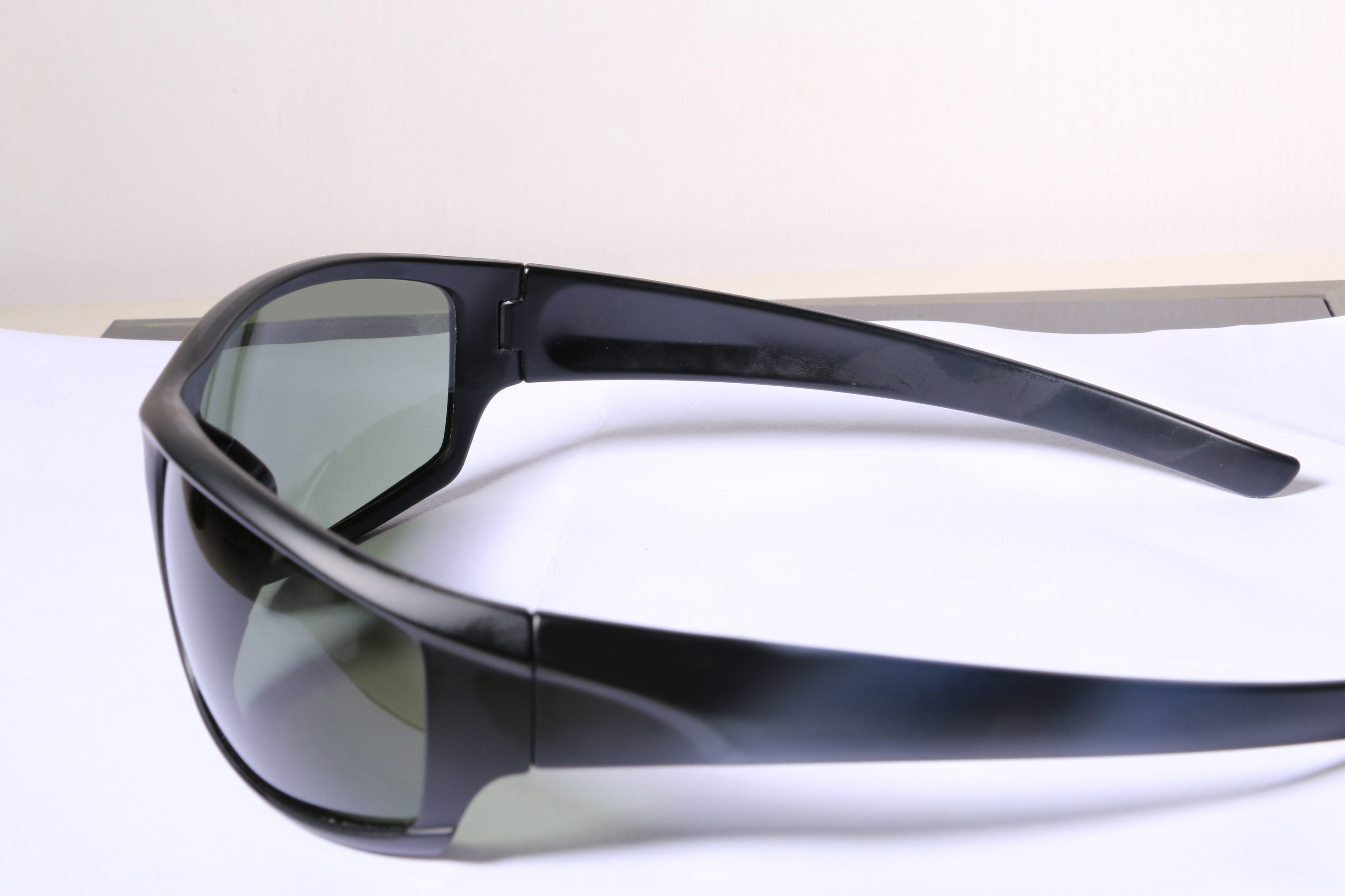 Eyeglasses for Men and Women 3D print model_8