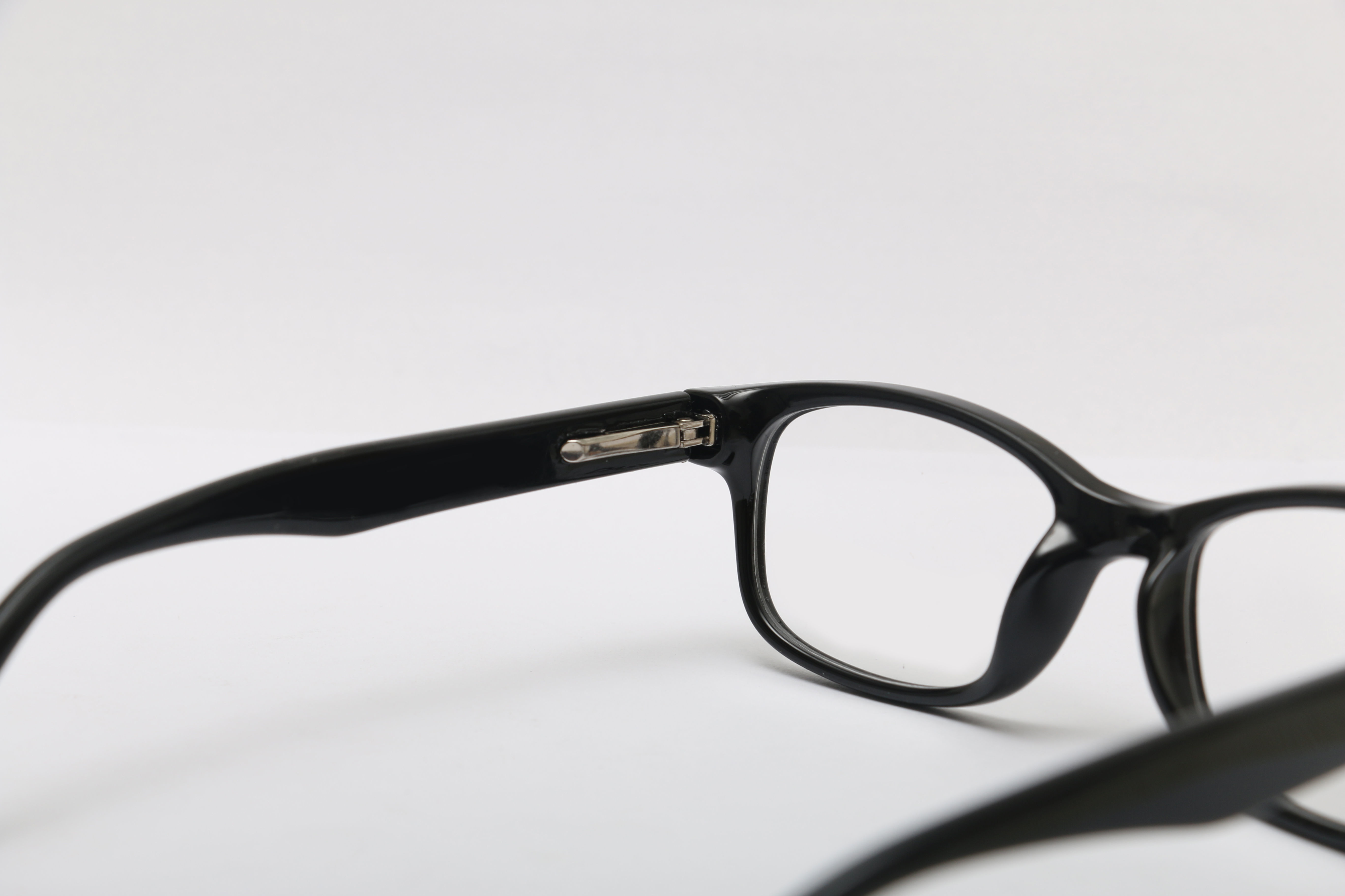 Eyeglasses for Men and Women 3D print model_14