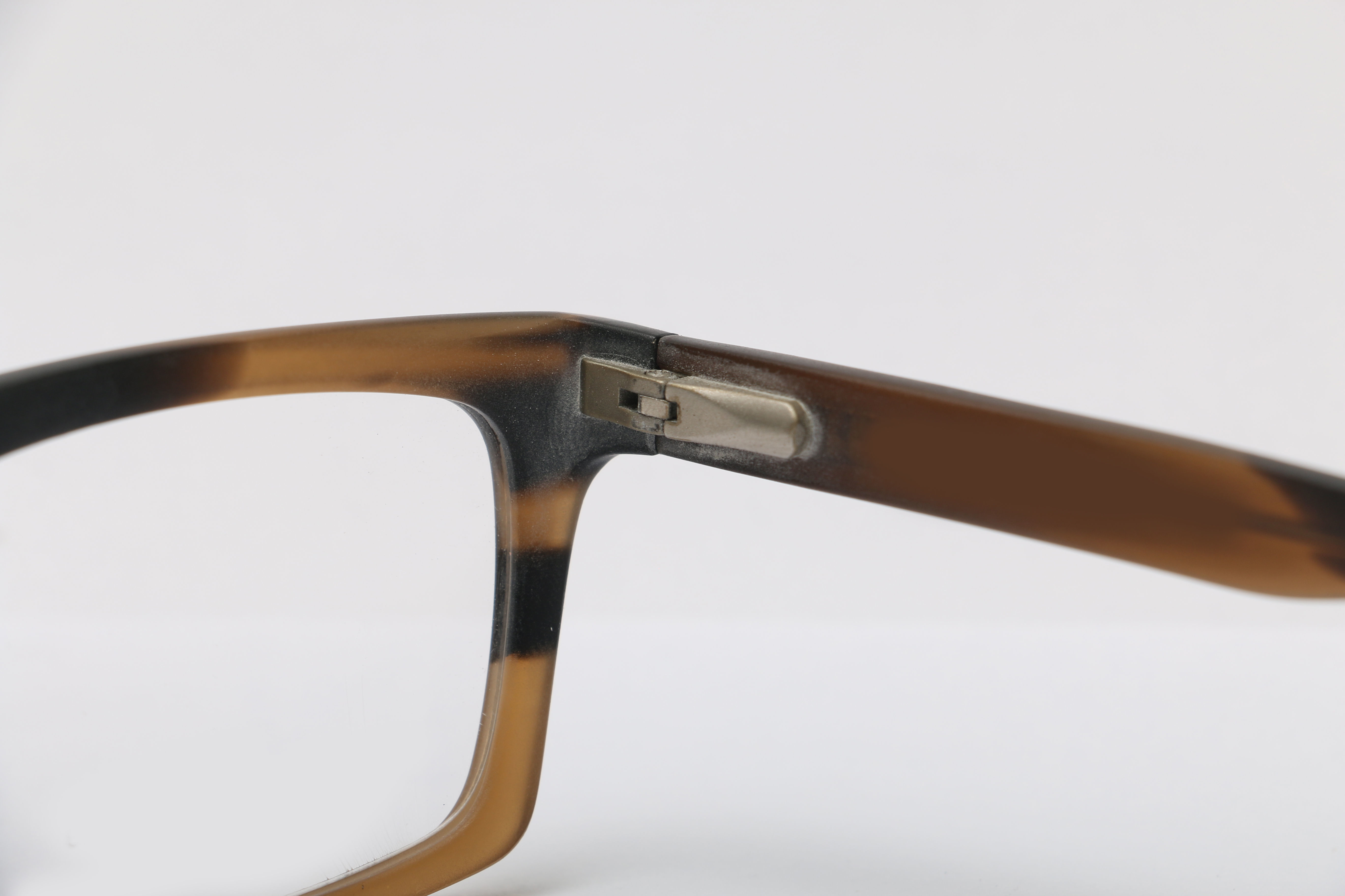 Eyeglasses for Men and Women 3D print model_10