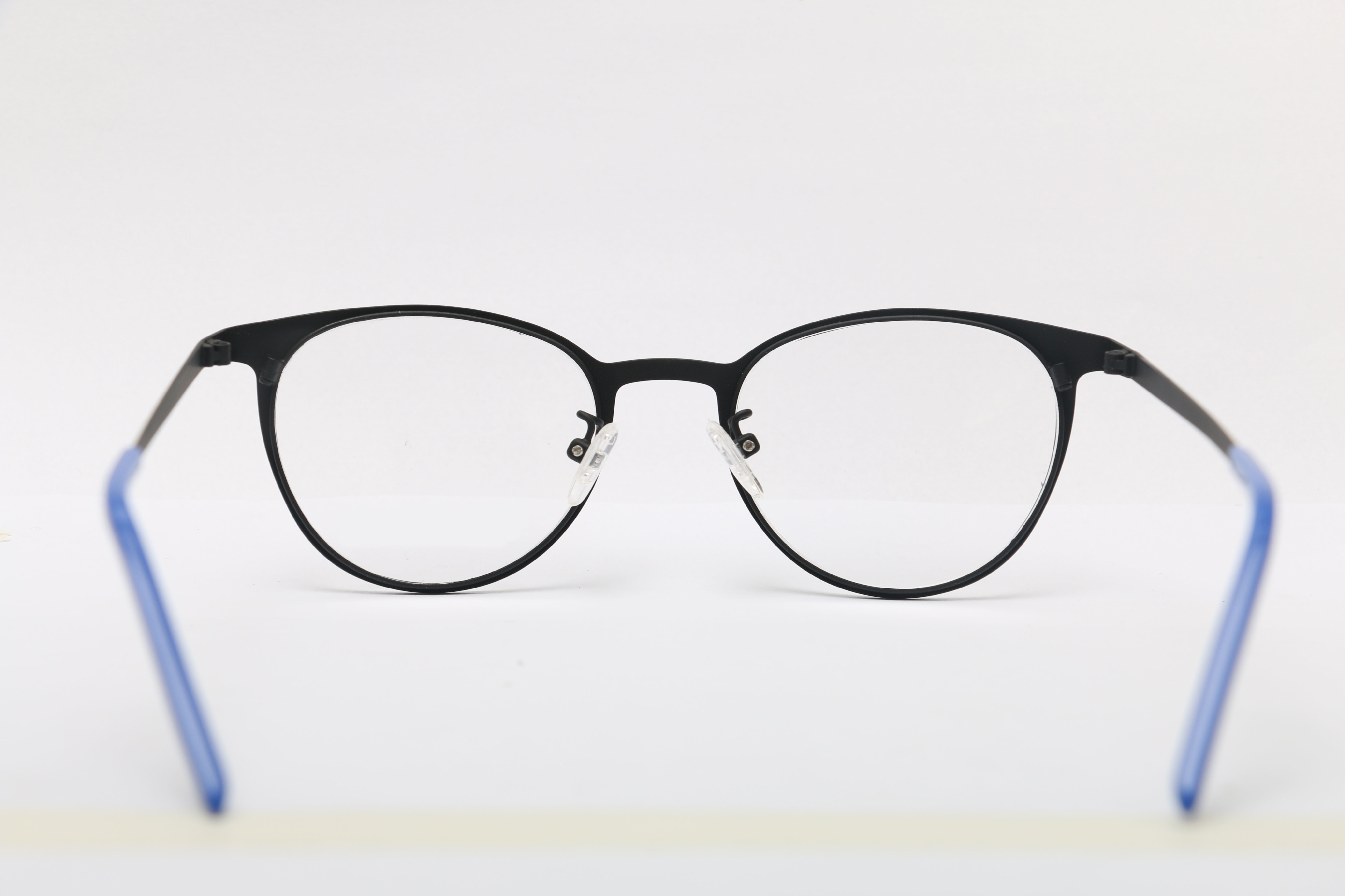 Eyeglasses for Men and Women 3D print model_10