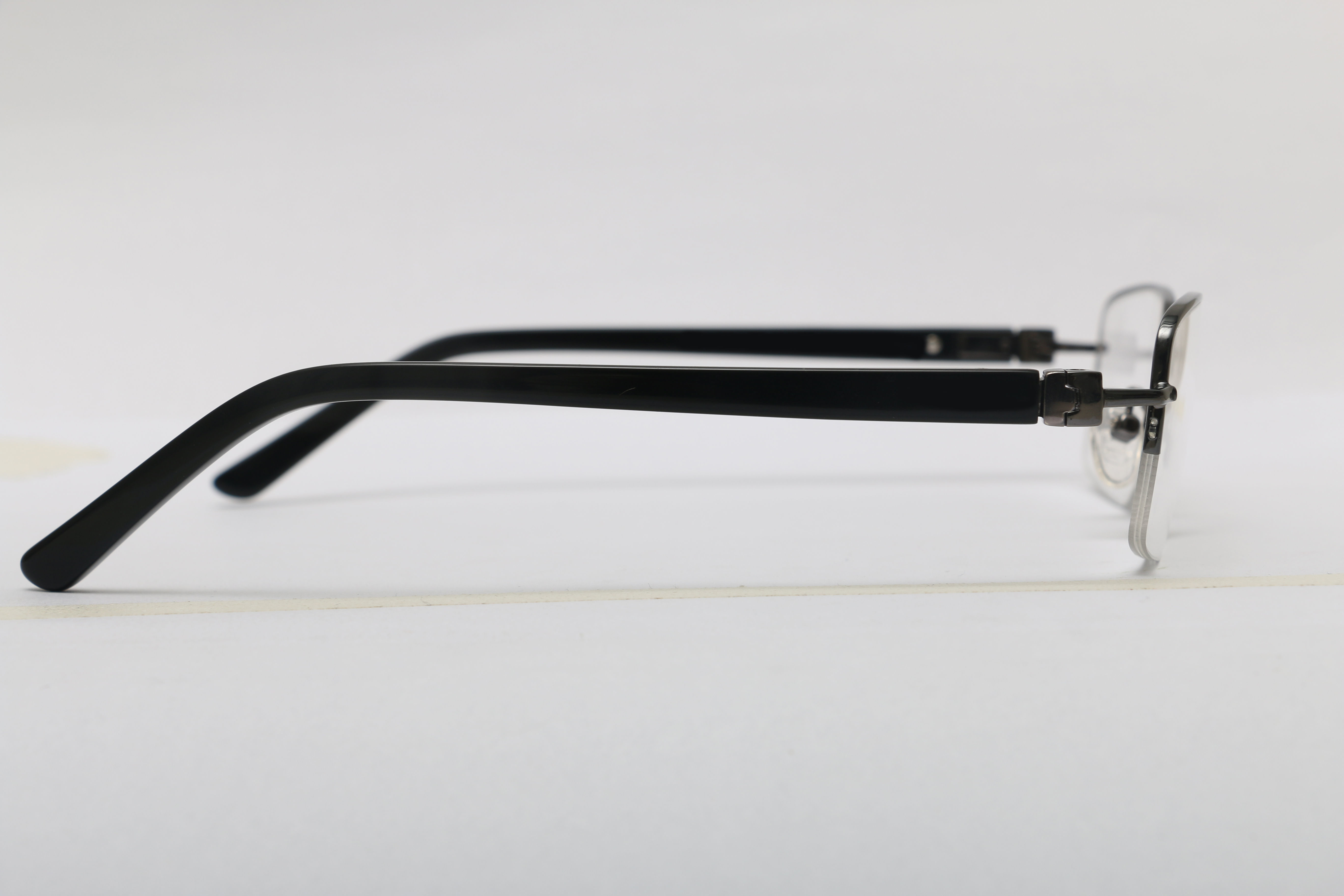 Eyeglasses for Men and Women 3D print model_11