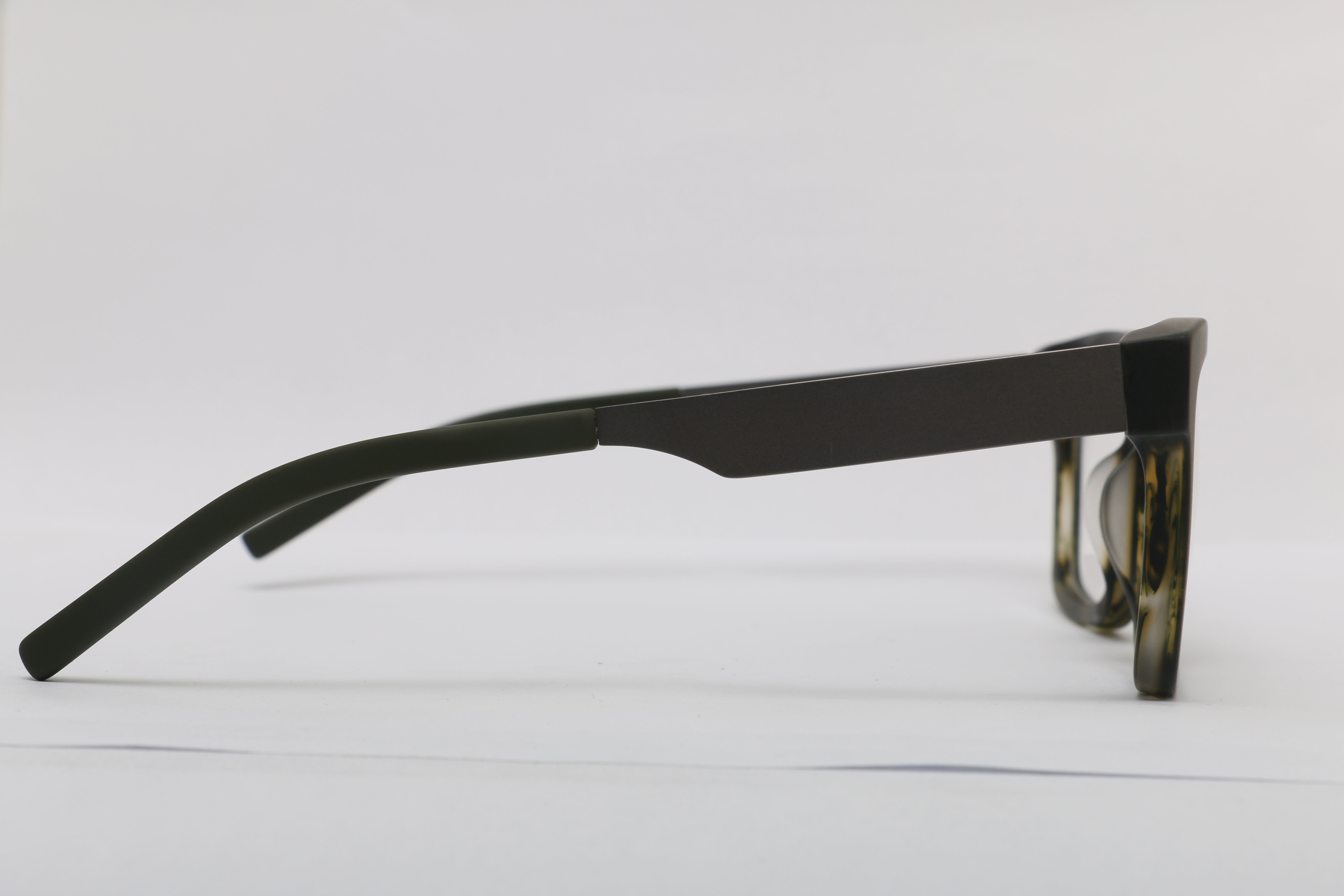 Eyeglasses for Men and Women 3D print model_11