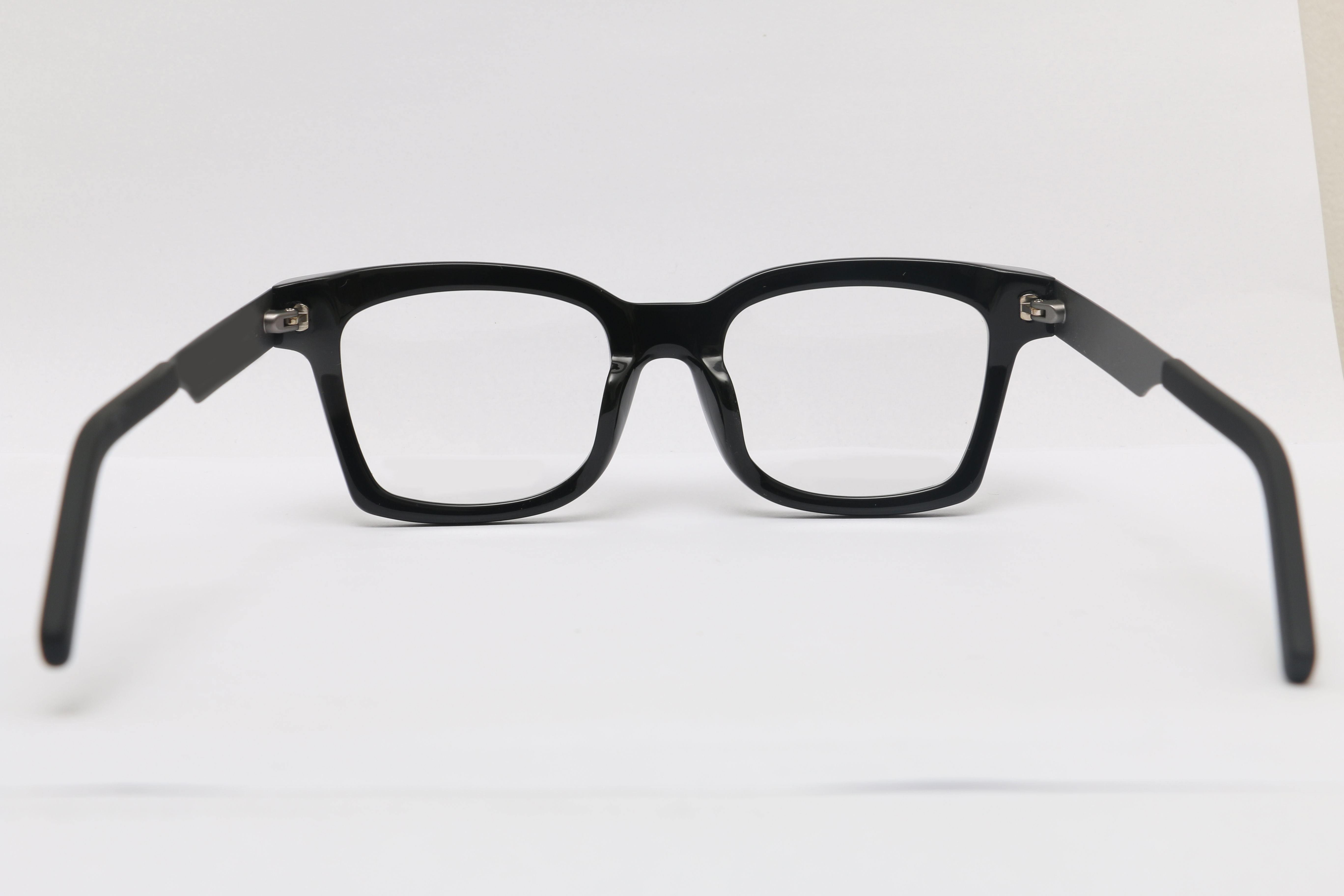 Eyeglasses for Men and Women 3D print model_9