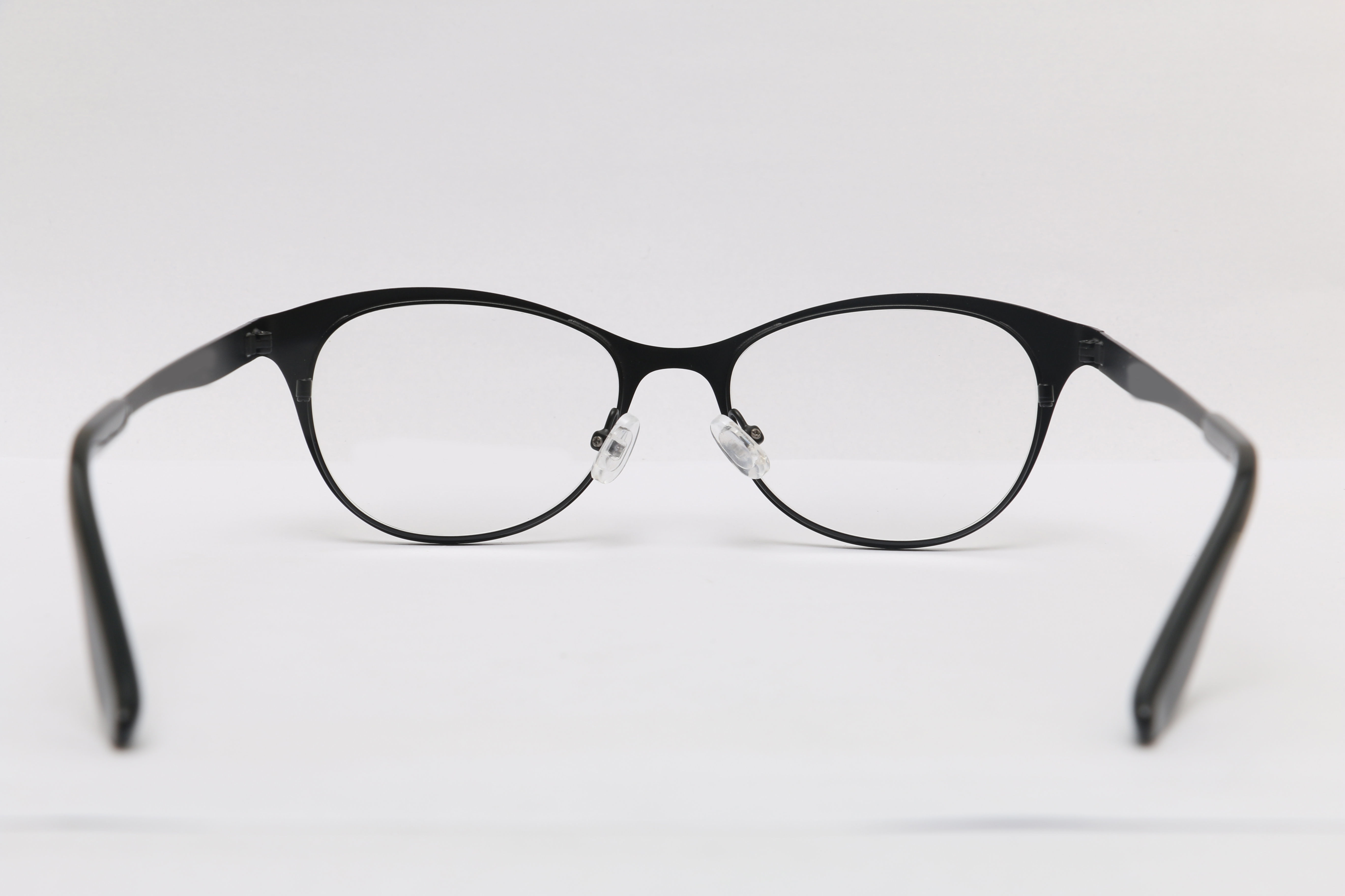 Eyeglasses for Men and Women 3D print model_10