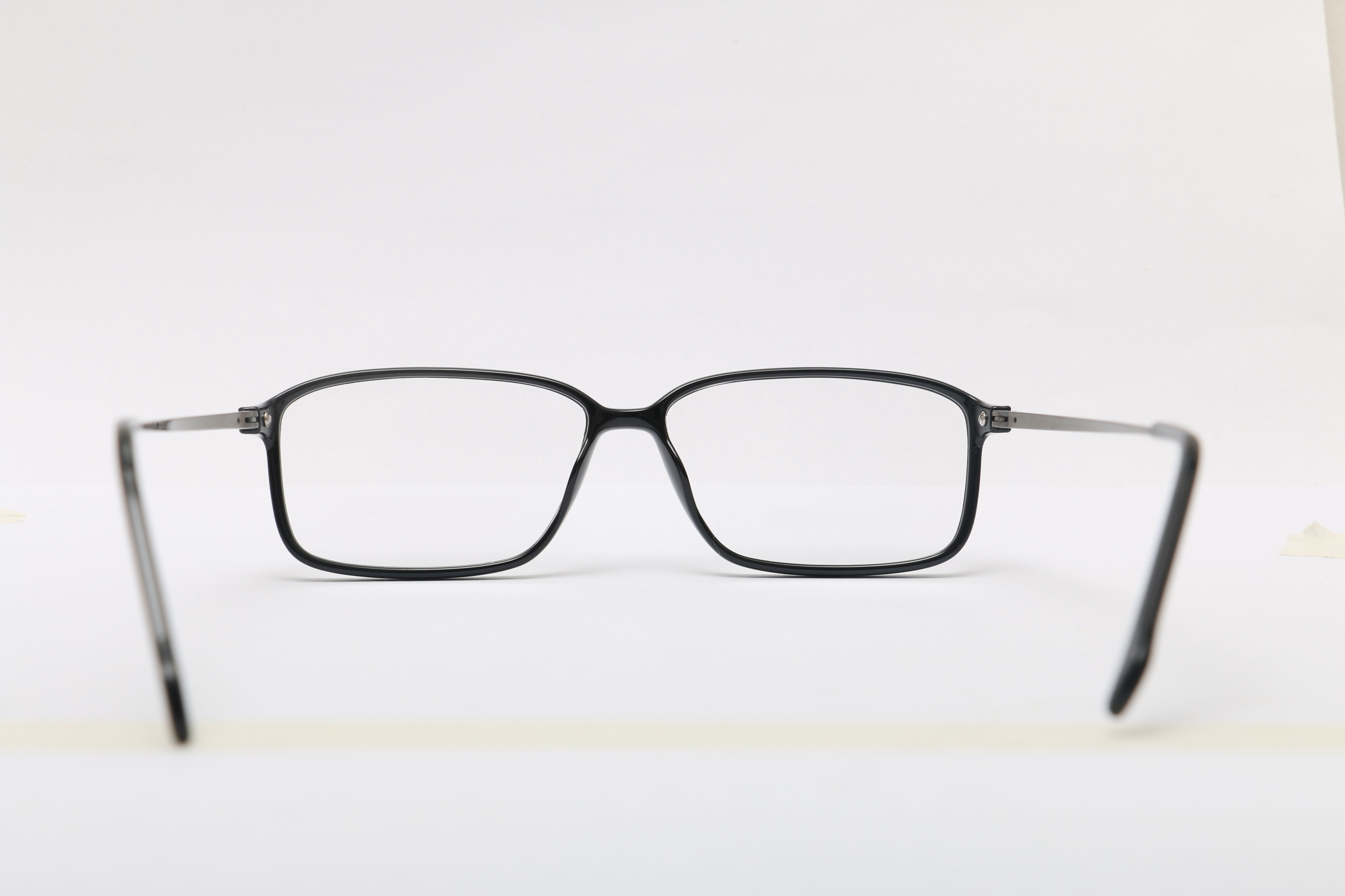 Eyeglasses for Men and Women 3D print model_10