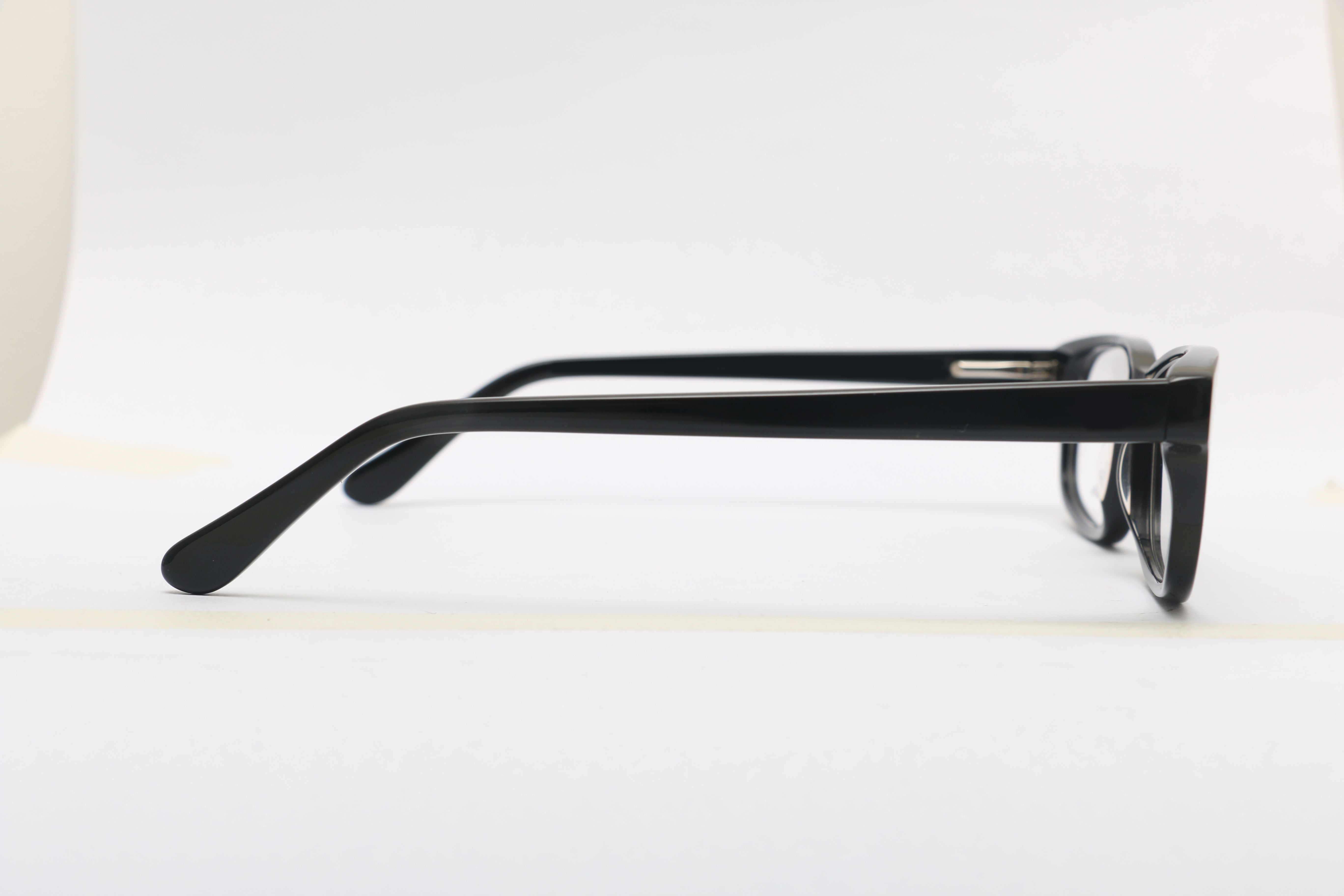 Eyeglasses for Men and Women 3D print model_11