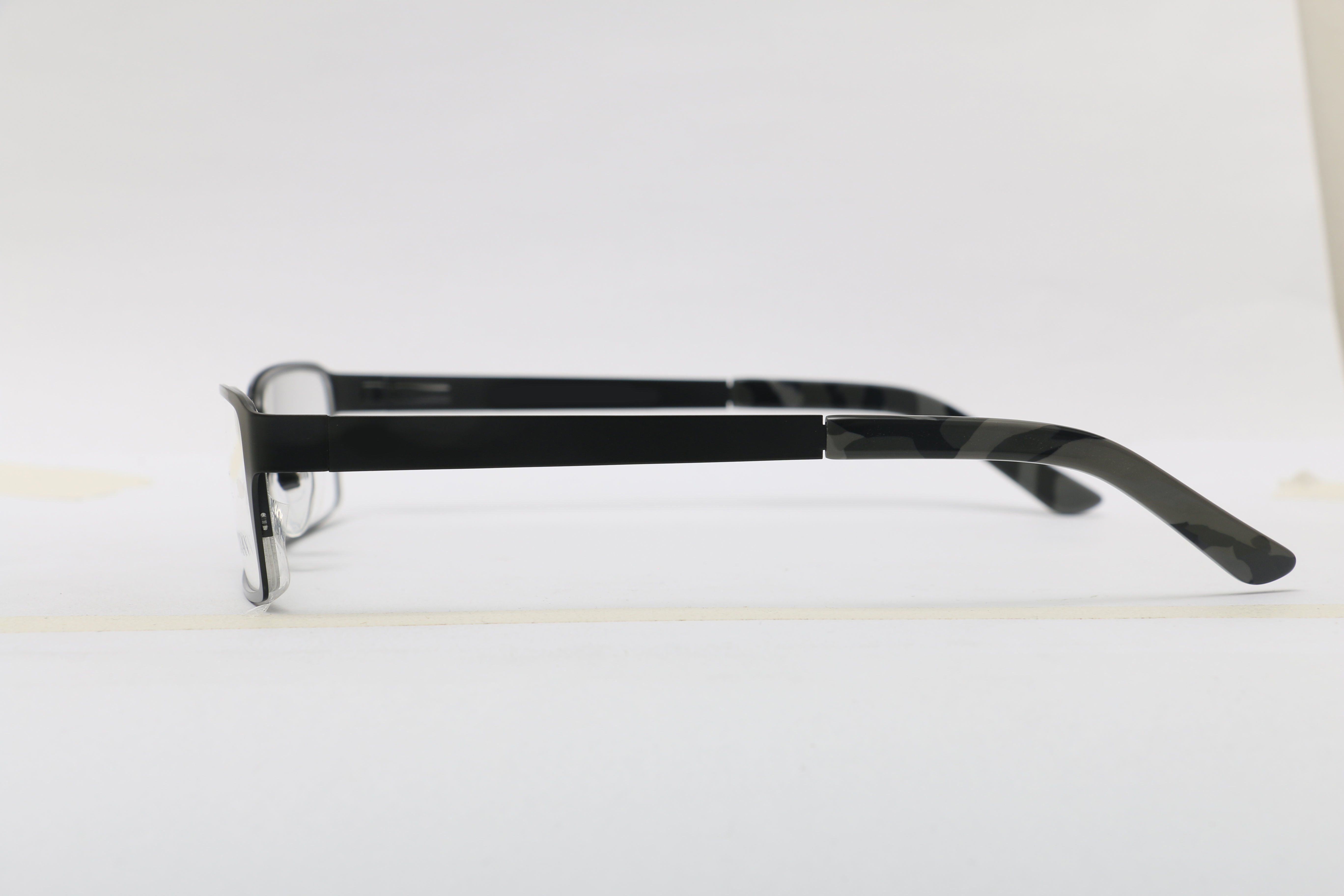 Eyeglasses for Men and Women 3D print model_9