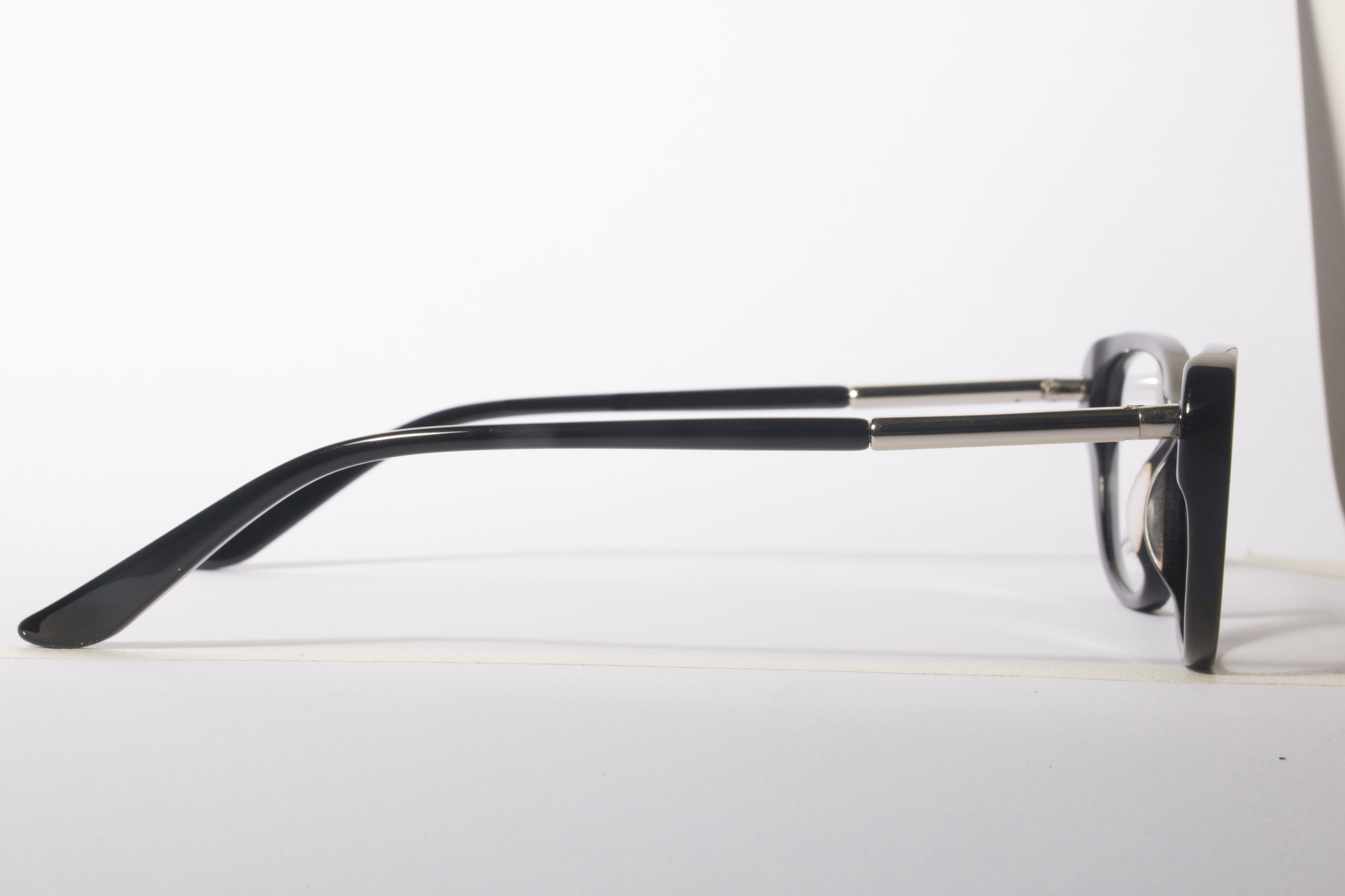 Eyeglasses for Men and Women 3D print model_13