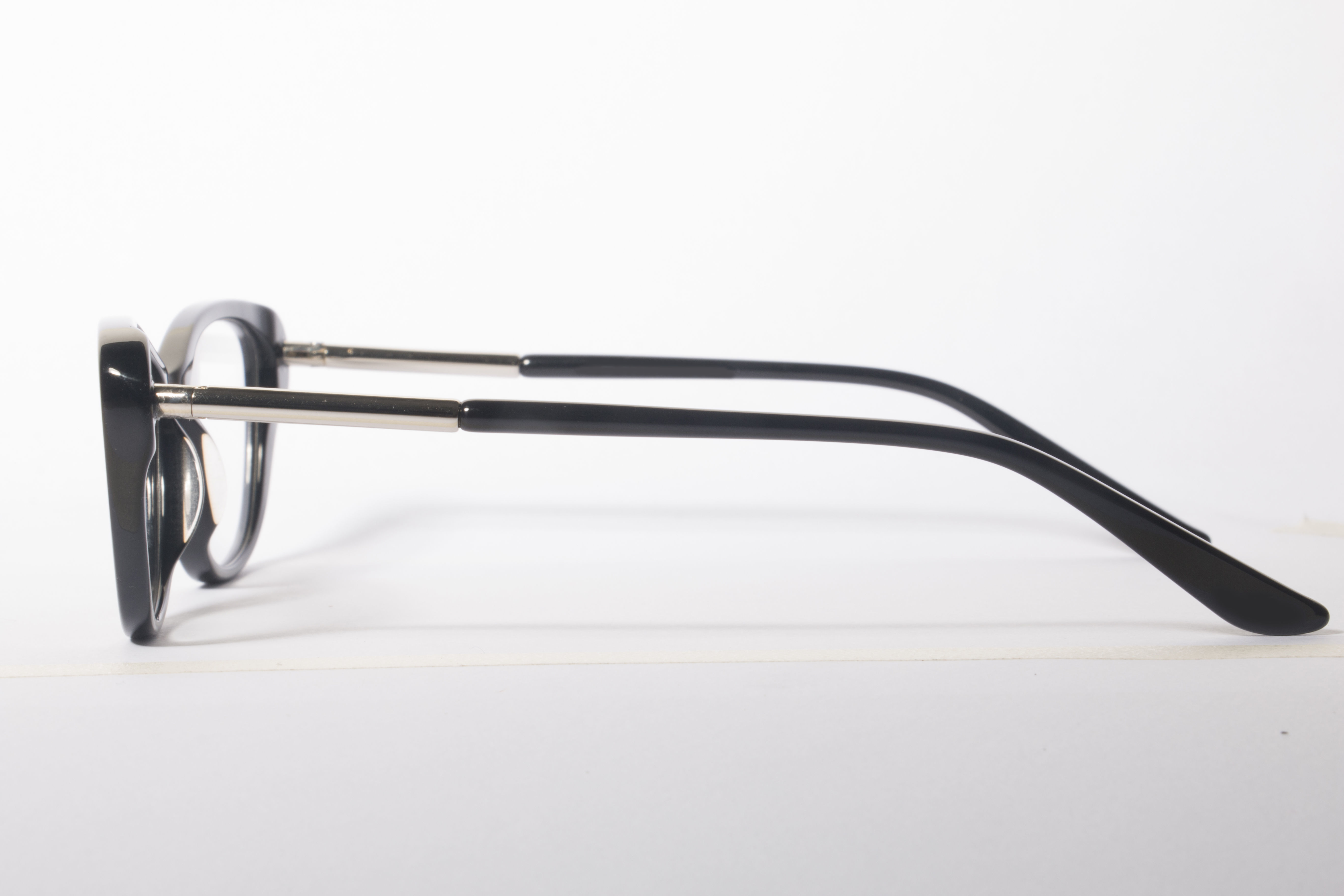 Eyeglasses for Men and Women 3D print model_10