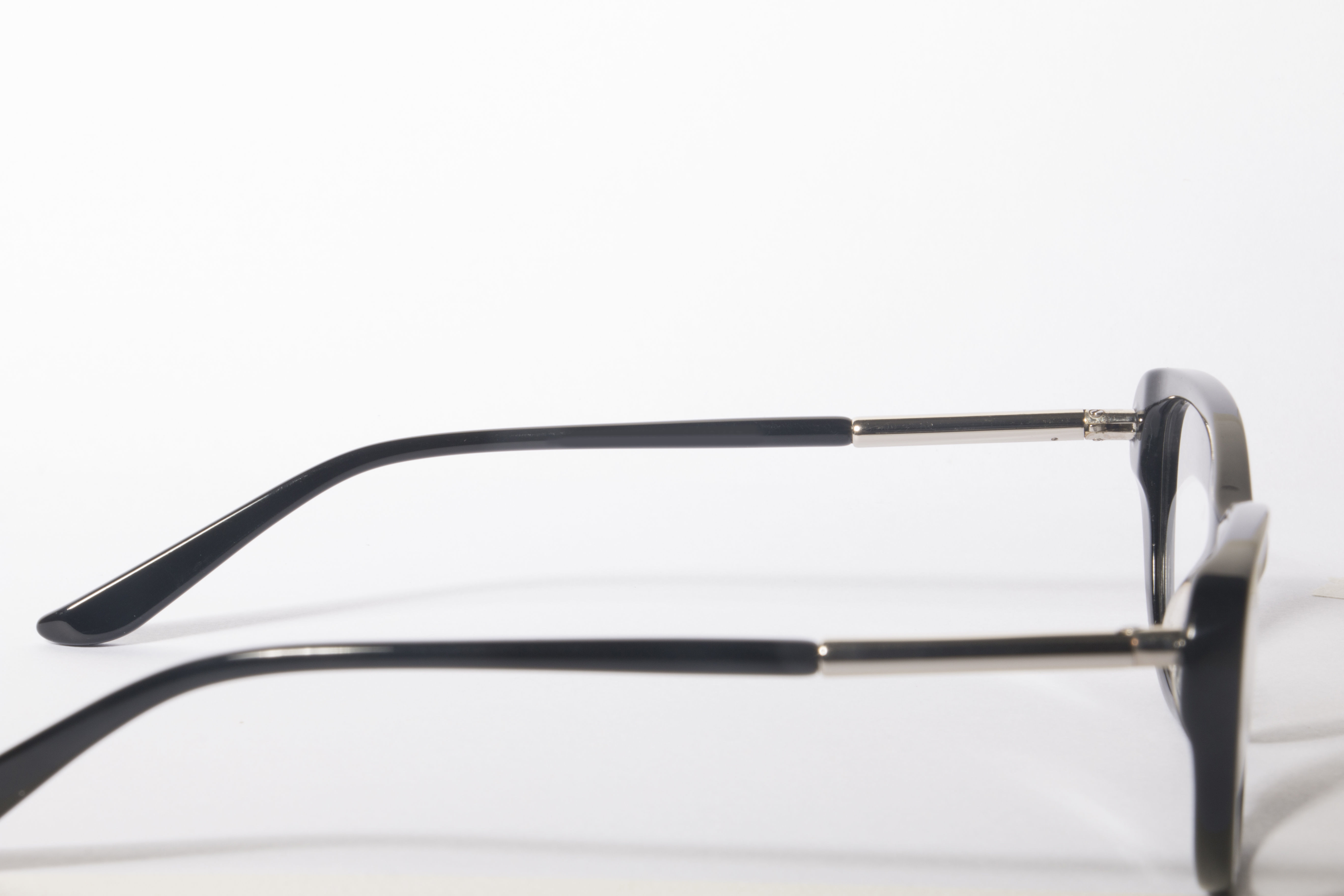 Eyeglasses for Men and Women 3D print model_14