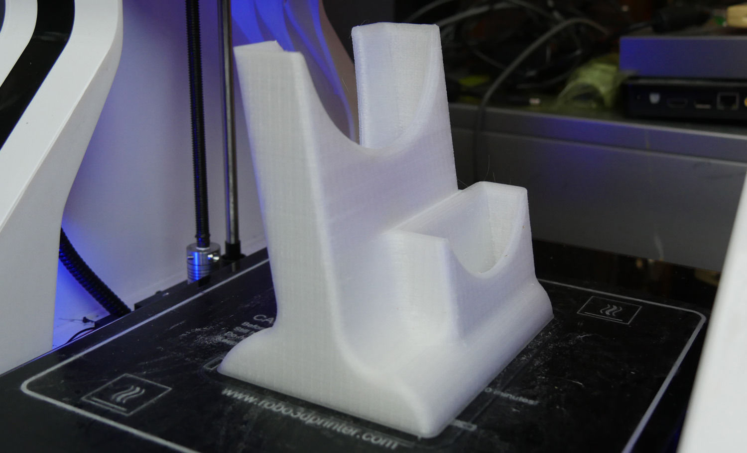 Brochure stand 3D print model_4