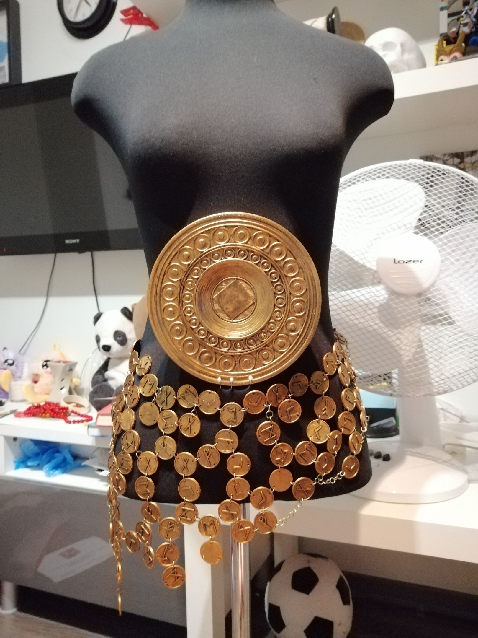 Freya belt buckle and coins from God of War 3D print model_0