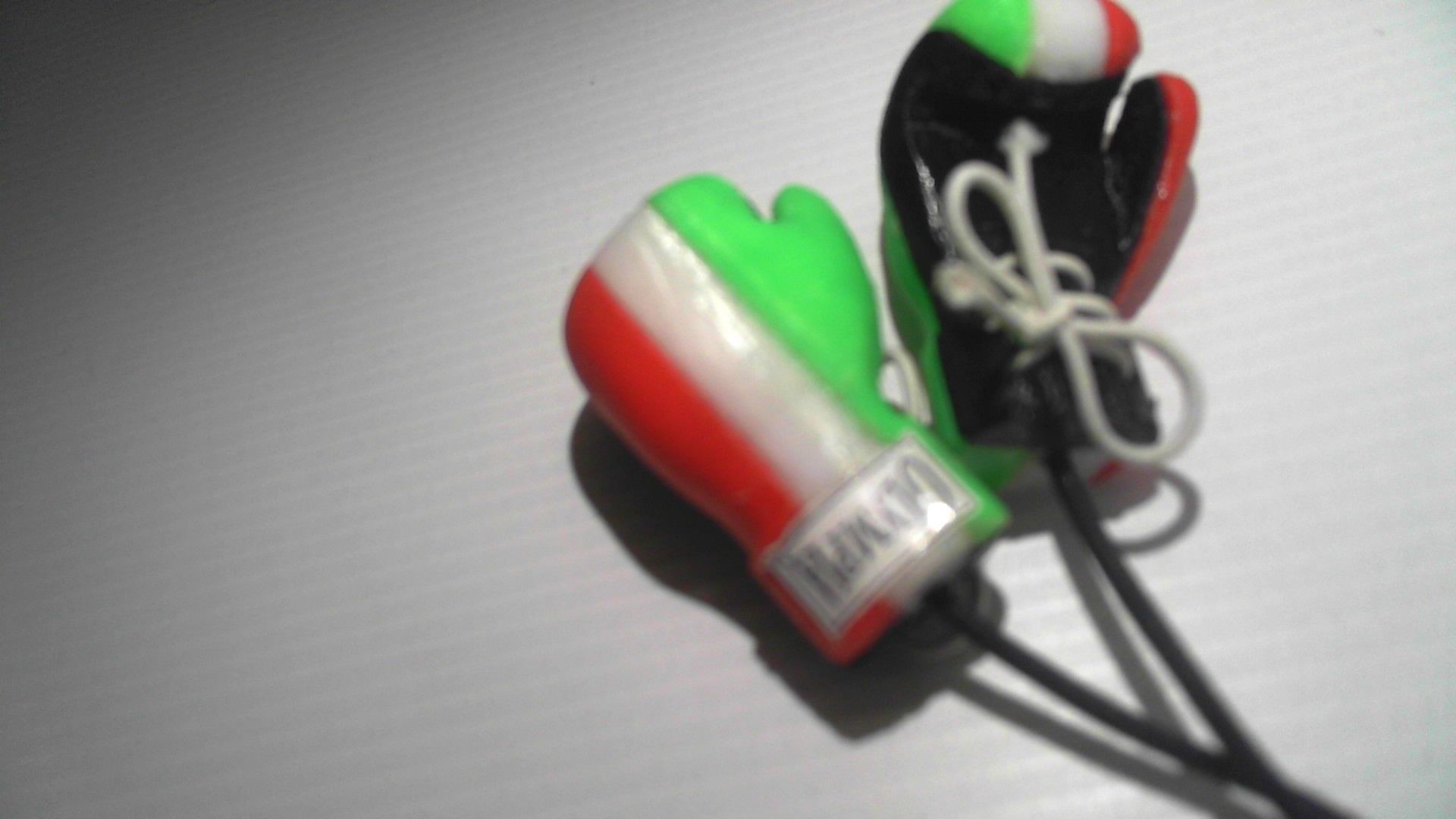 boxer glove 4 parts  3D print model_3