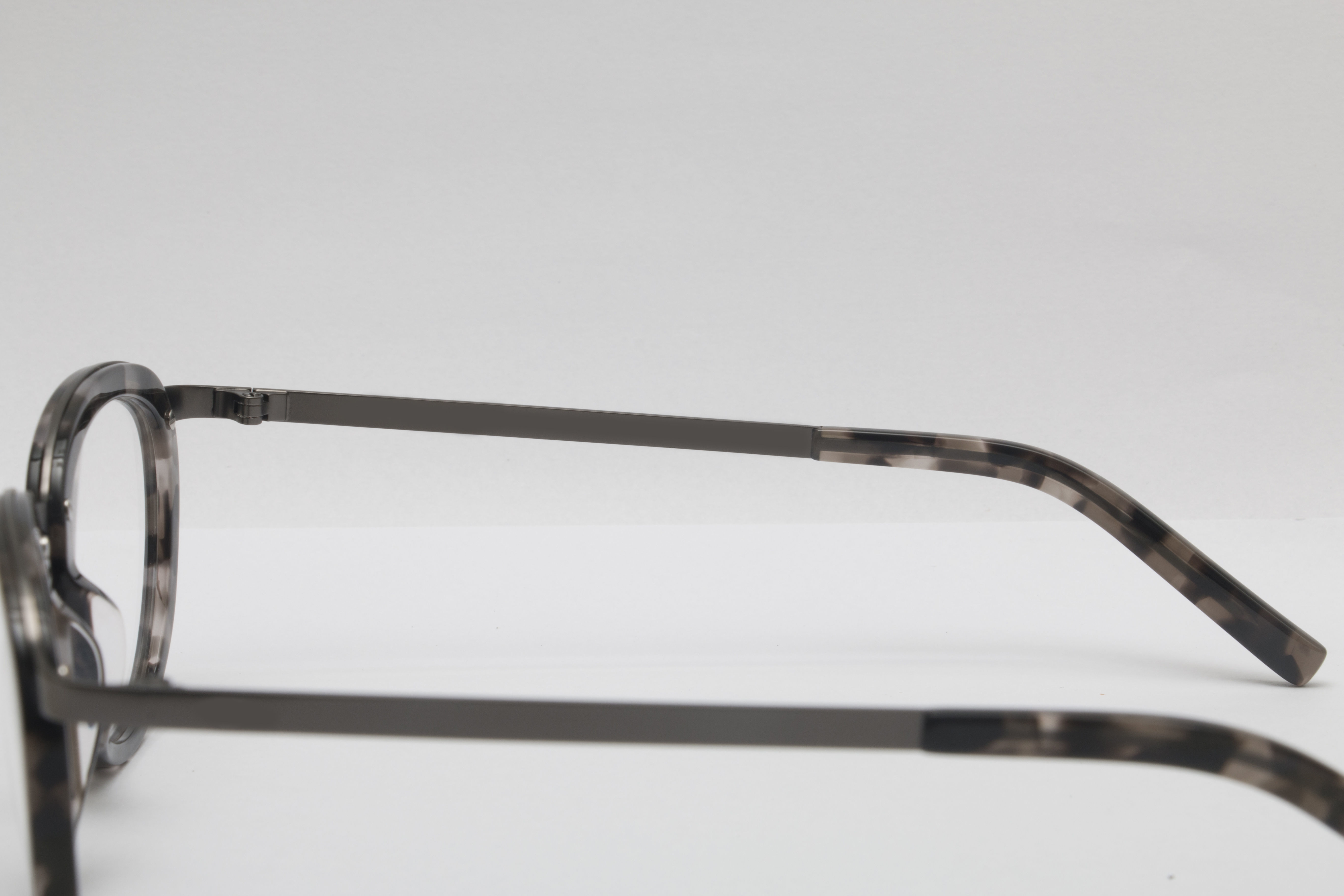 Eyeglasses for Men and Women 3D print model_12