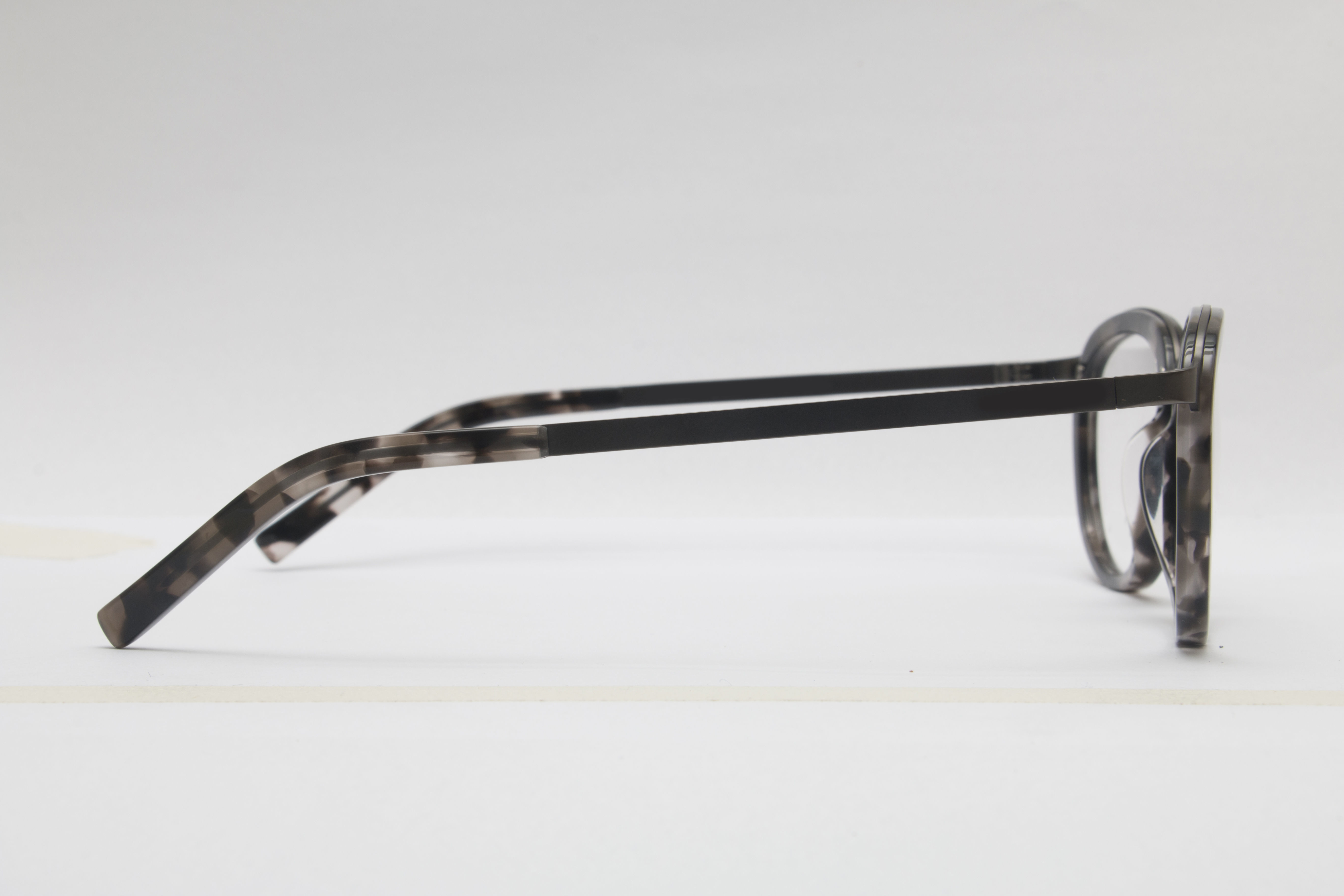 Eyeglasses for Men and Women 3D print model_15