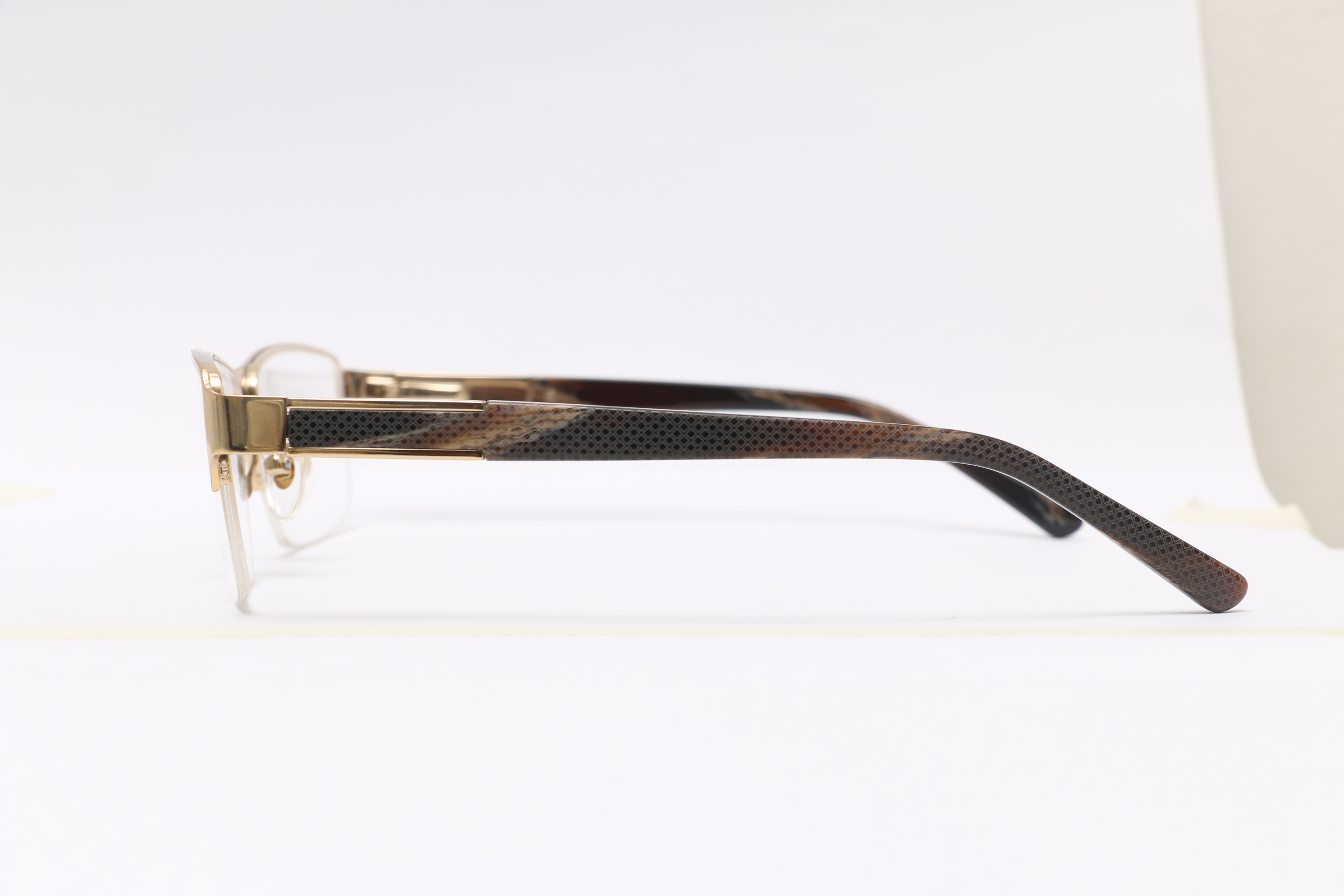 Eyeglasses for Men and Women 3D print model_9