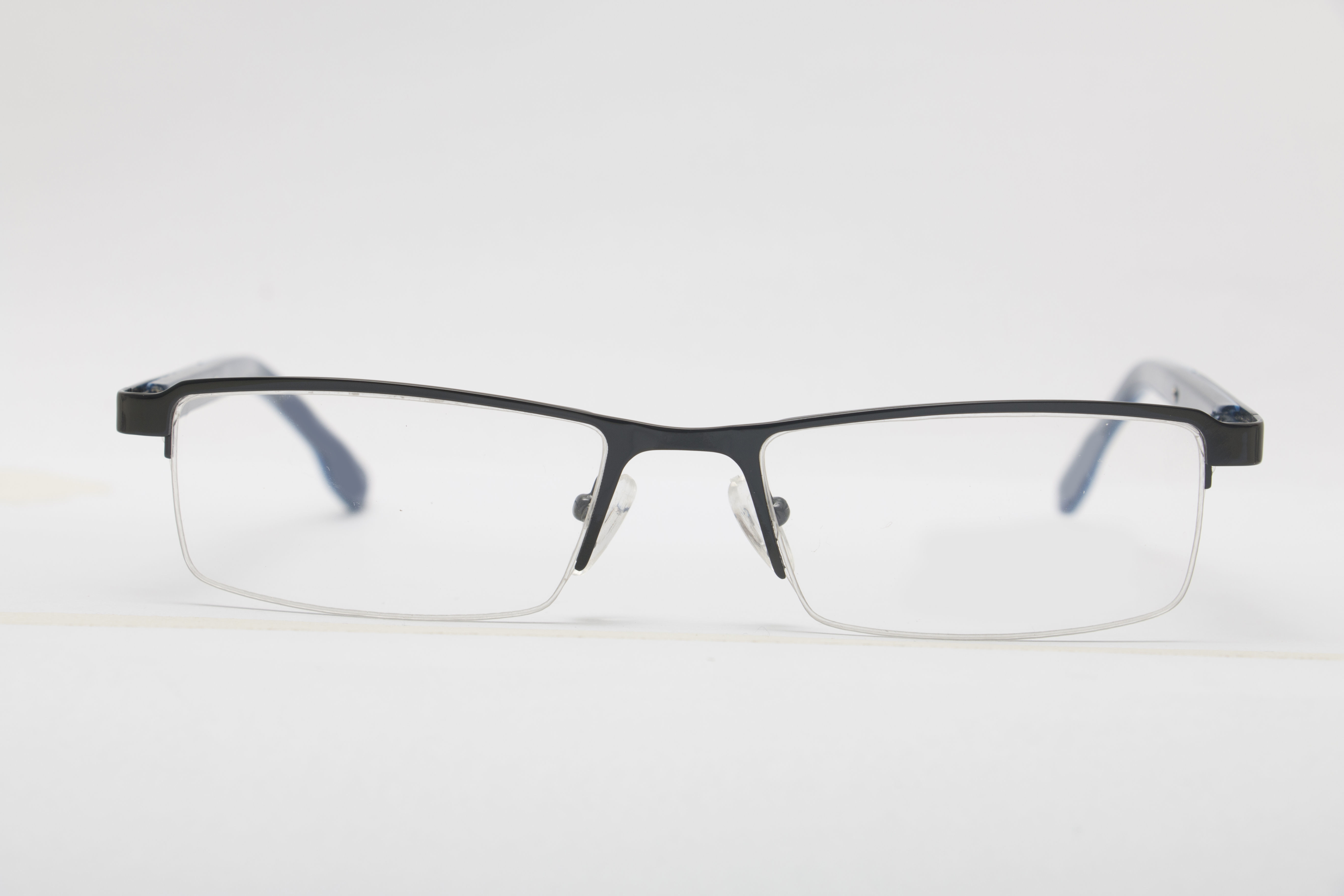 Eyeglasses for Men and Women 3D print model_8