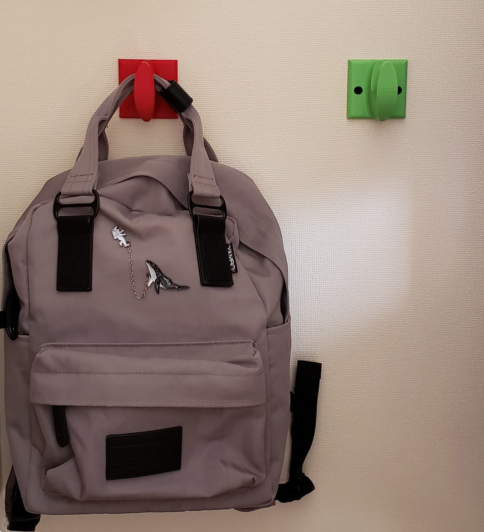 3D HOOK IN A NURSERY Free 3D print model_2