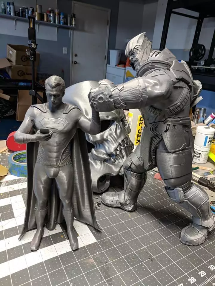 Superman Vs Thanos STL 3D print model_0
