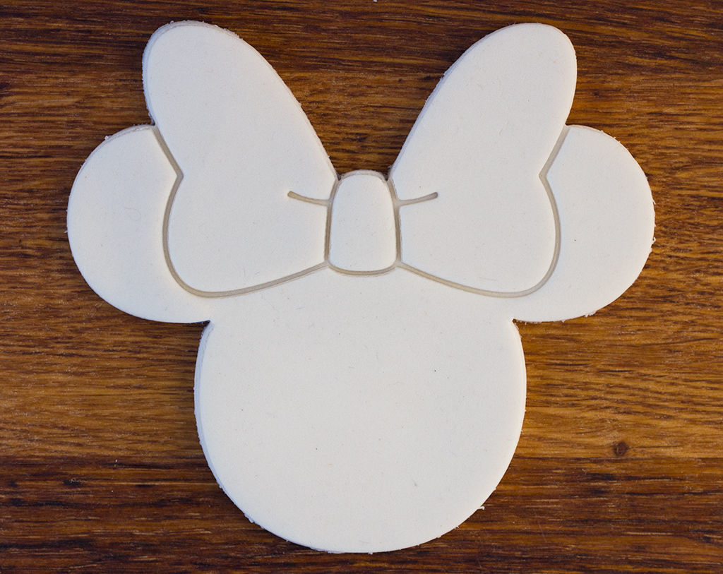 Minnie Mouse Head with Bow Cookie Cutter 3D print model_3