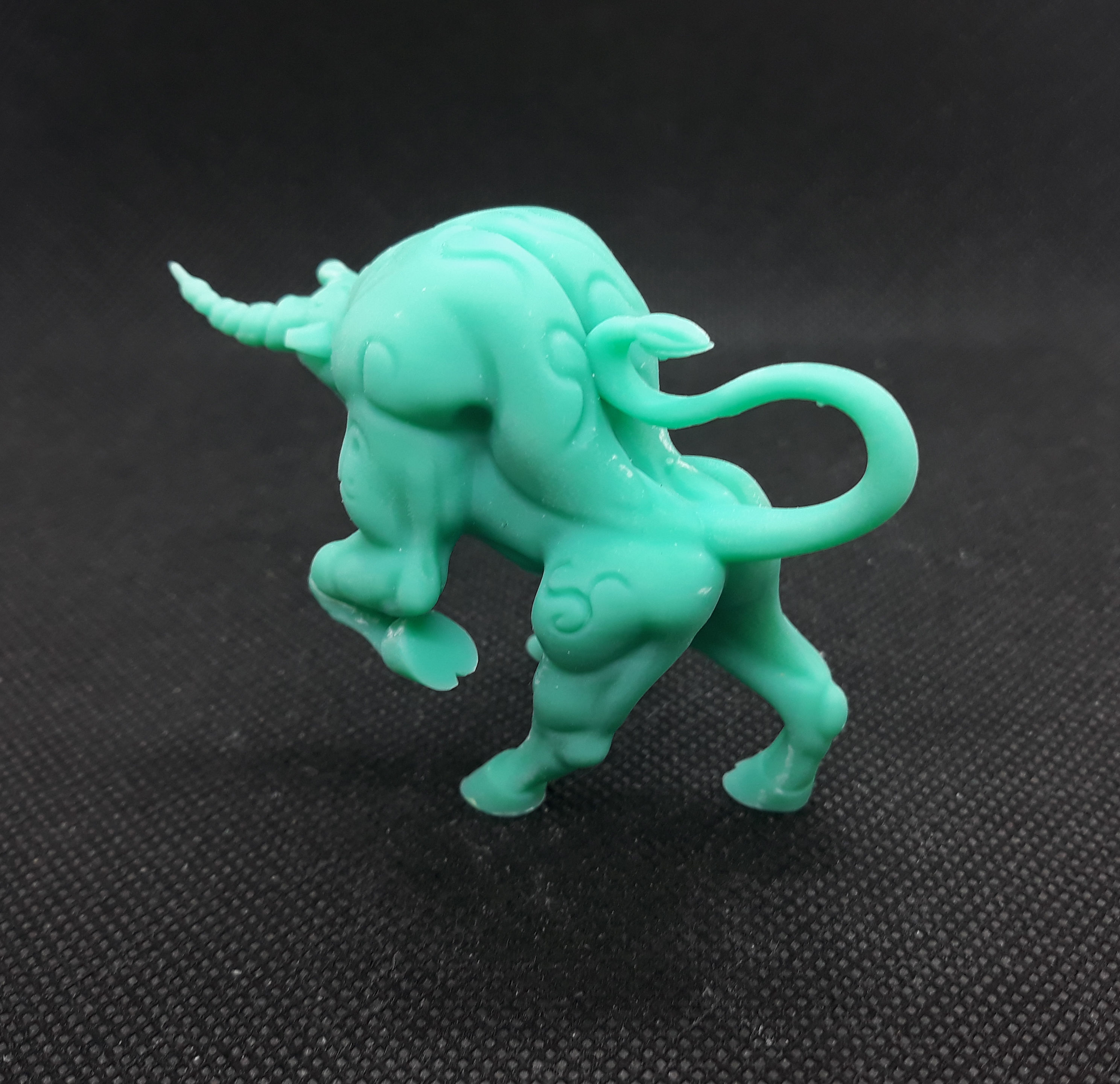 bull statue 3d print Free 3D print model_1