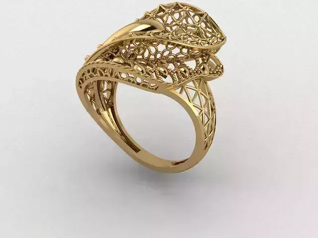 Halka 1 gold ring with intricate design