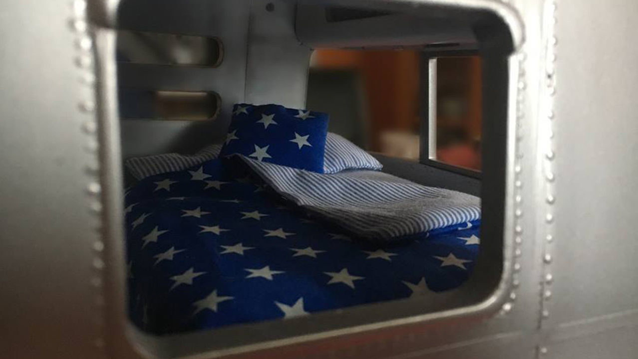 Airstream Trailer Scale 1-18 3D print model_15