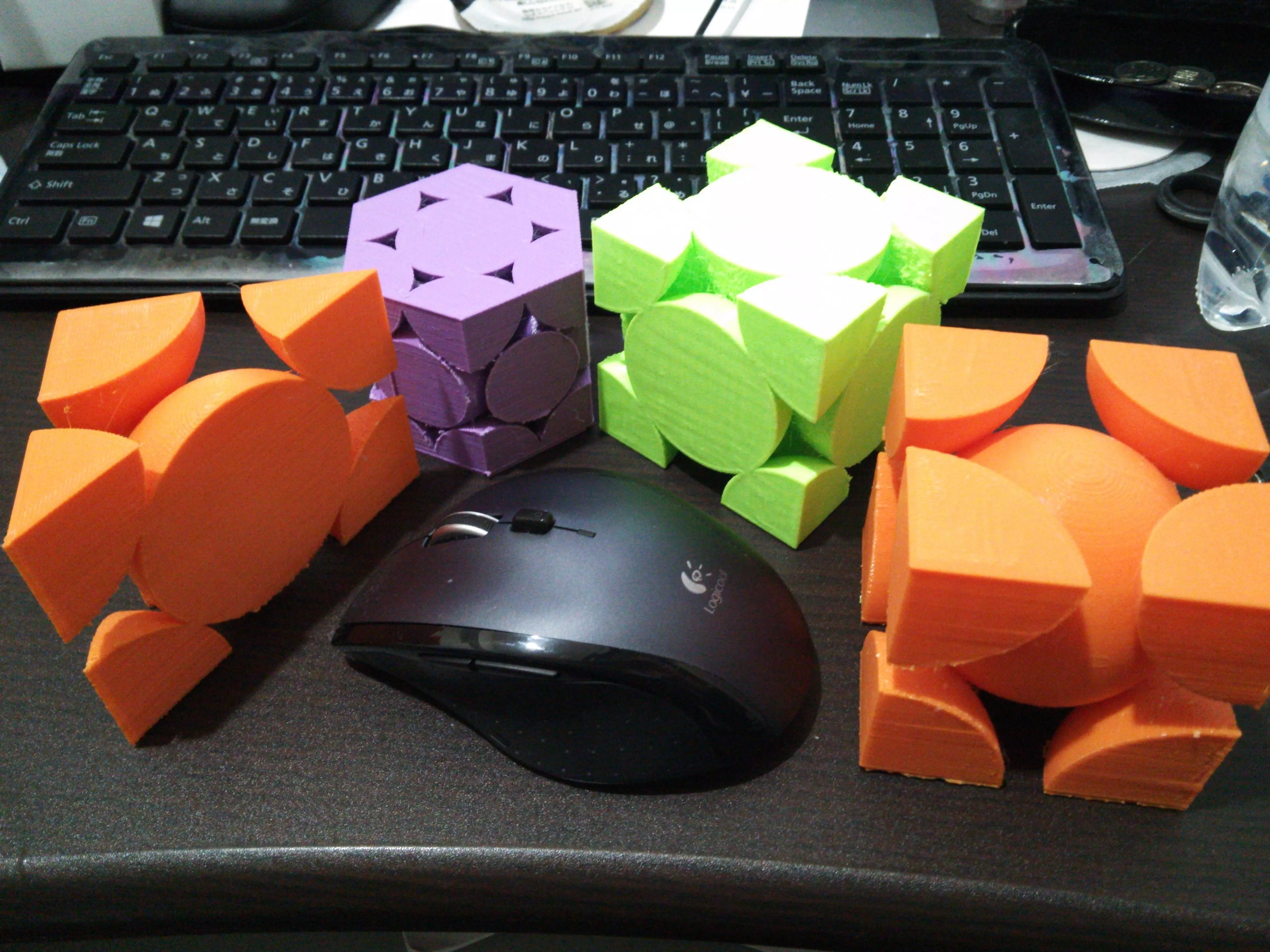 crystal set of cubes and mouse Free 3D print model_0