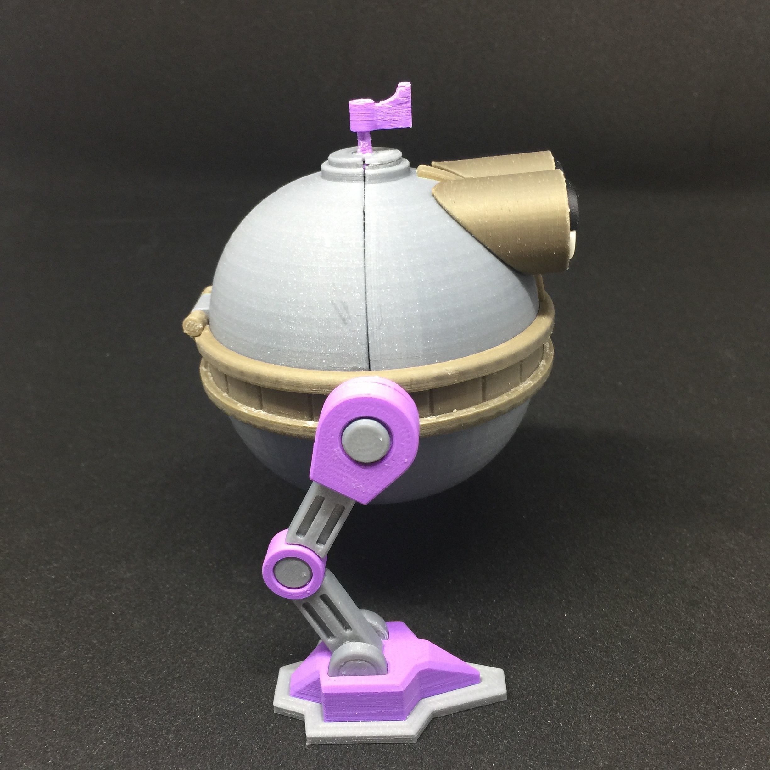 QT1 Melvyn GiftBot 5000 3D print model_3