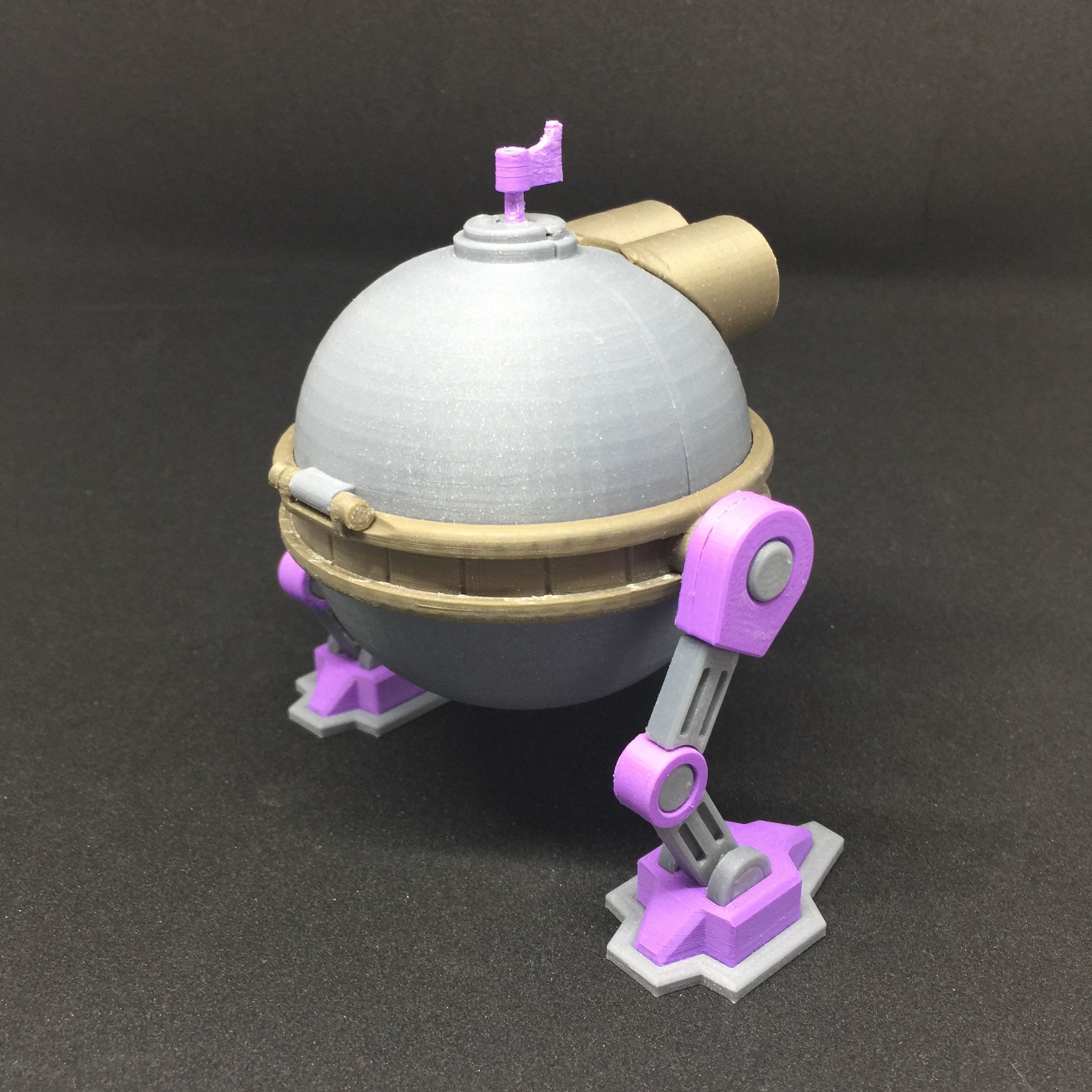 QT1 Melvyn GiftBot 5000 3D print model_4
