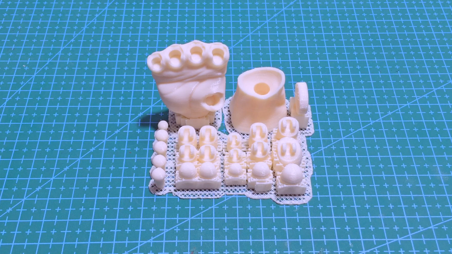 Articulated Poseable Hand - 3DPrint Ready 3D print model_2