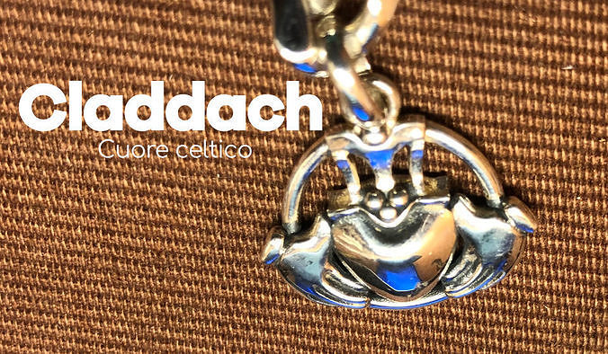 Charm in argento claddagh - cuore celtico 3D print model