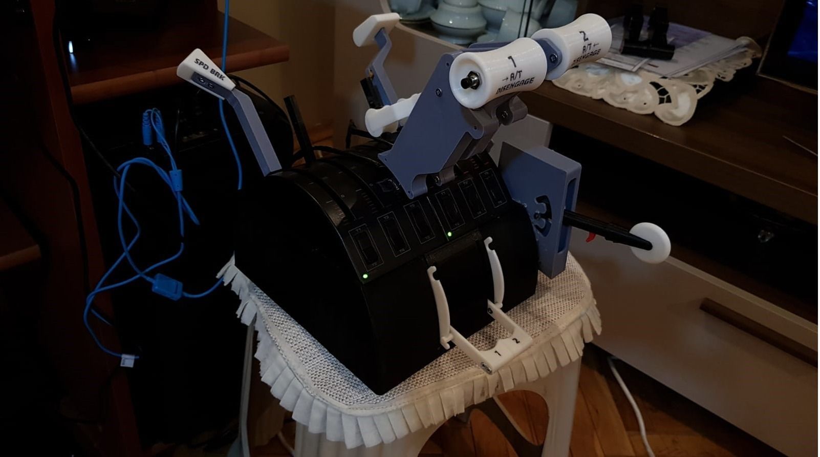 Saitek Throttle Quadrant  Box With Start Levers - Dual 3D print model_3