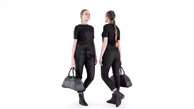 Woman street style with a travel bag 92