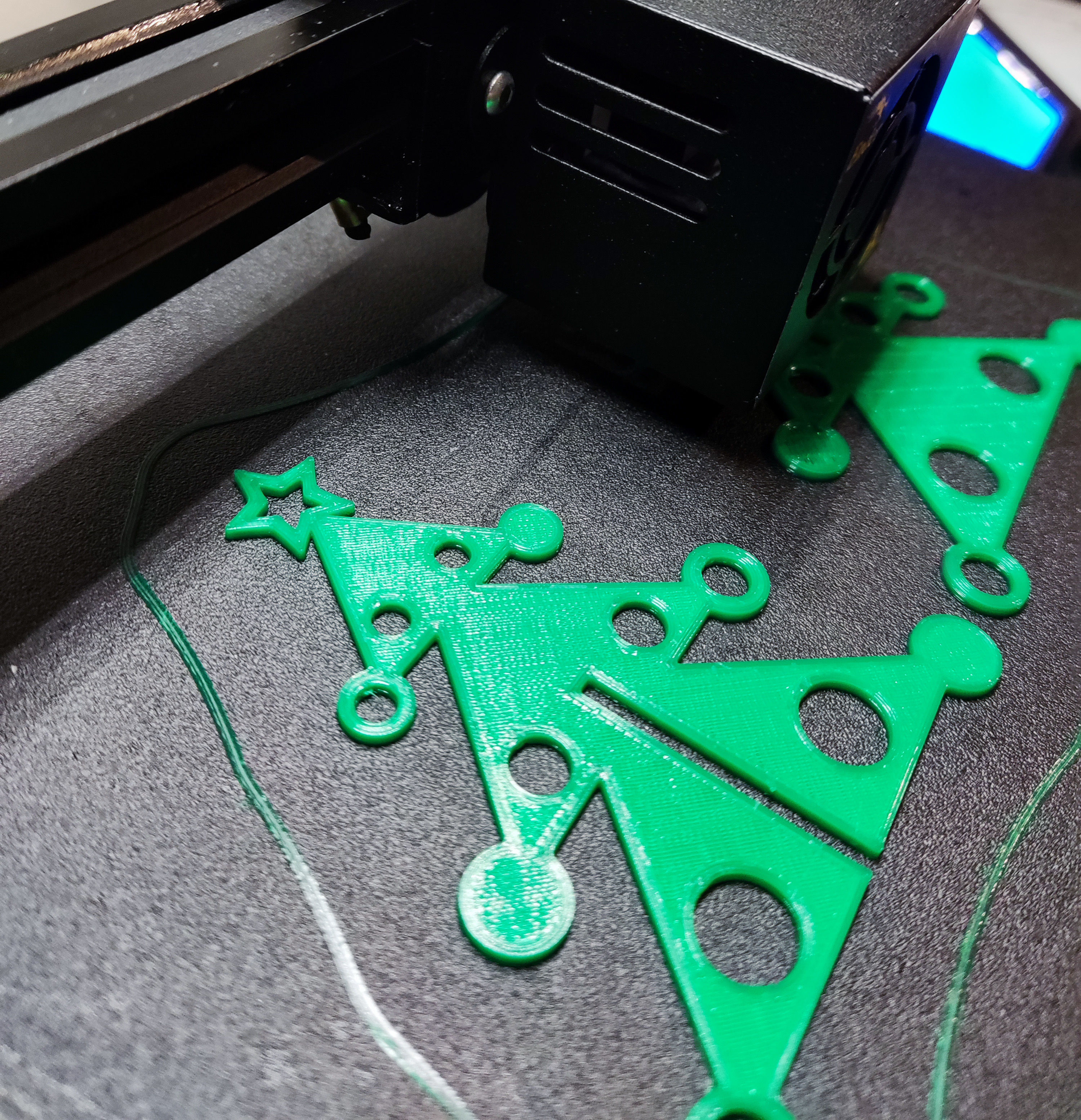 Desktop CHRISTMAS TREE 3D print model_2