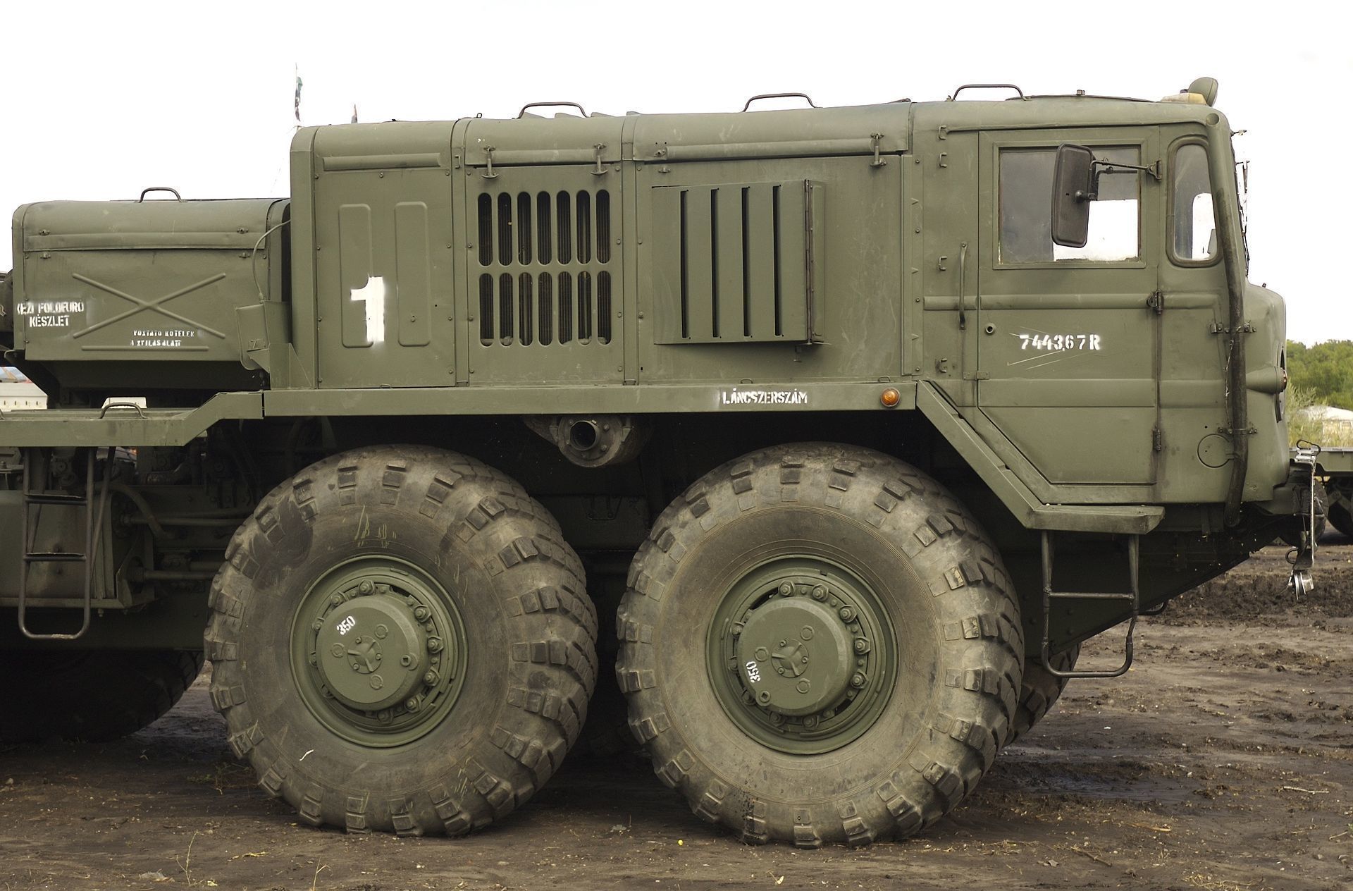 Printable 3d model rims for Soviet Truck MAZ-537 Three vers 3D print model_1