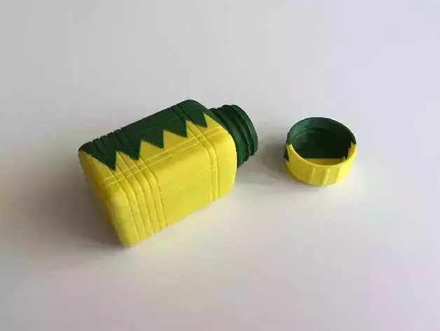 ZigZag Bottle with Screw Cup Dual Extrusion 3D print model