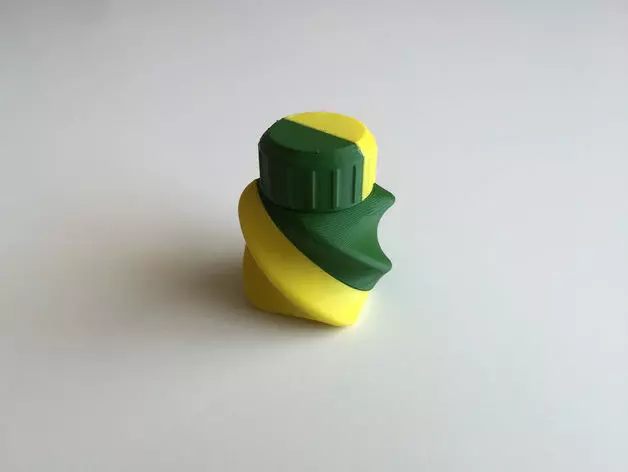 Twisted Bottle with Screw Cup - Dual Extrusion 3D print model_0