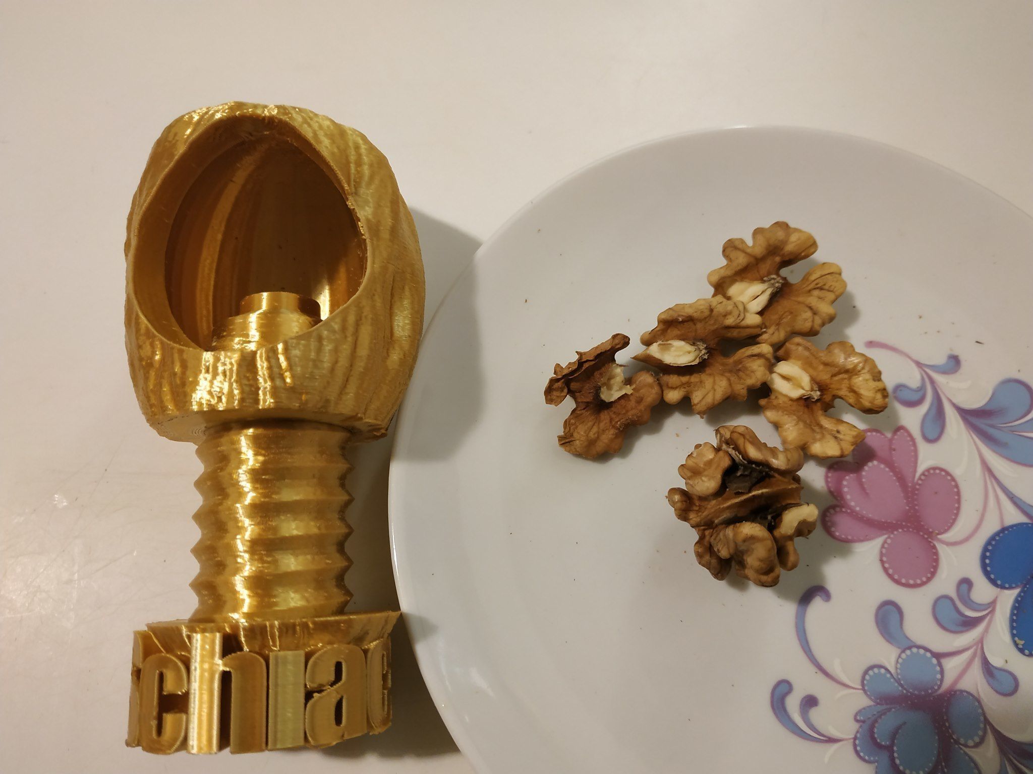 NUTCRACKER - WALNUT SHAPE 3D print model_2
