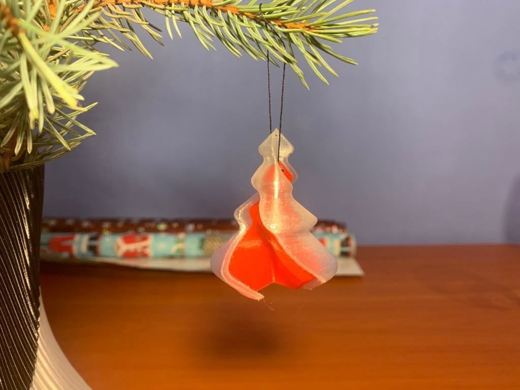 Twisted Christmas Tree Ornament Vase Mode 3D print model_2