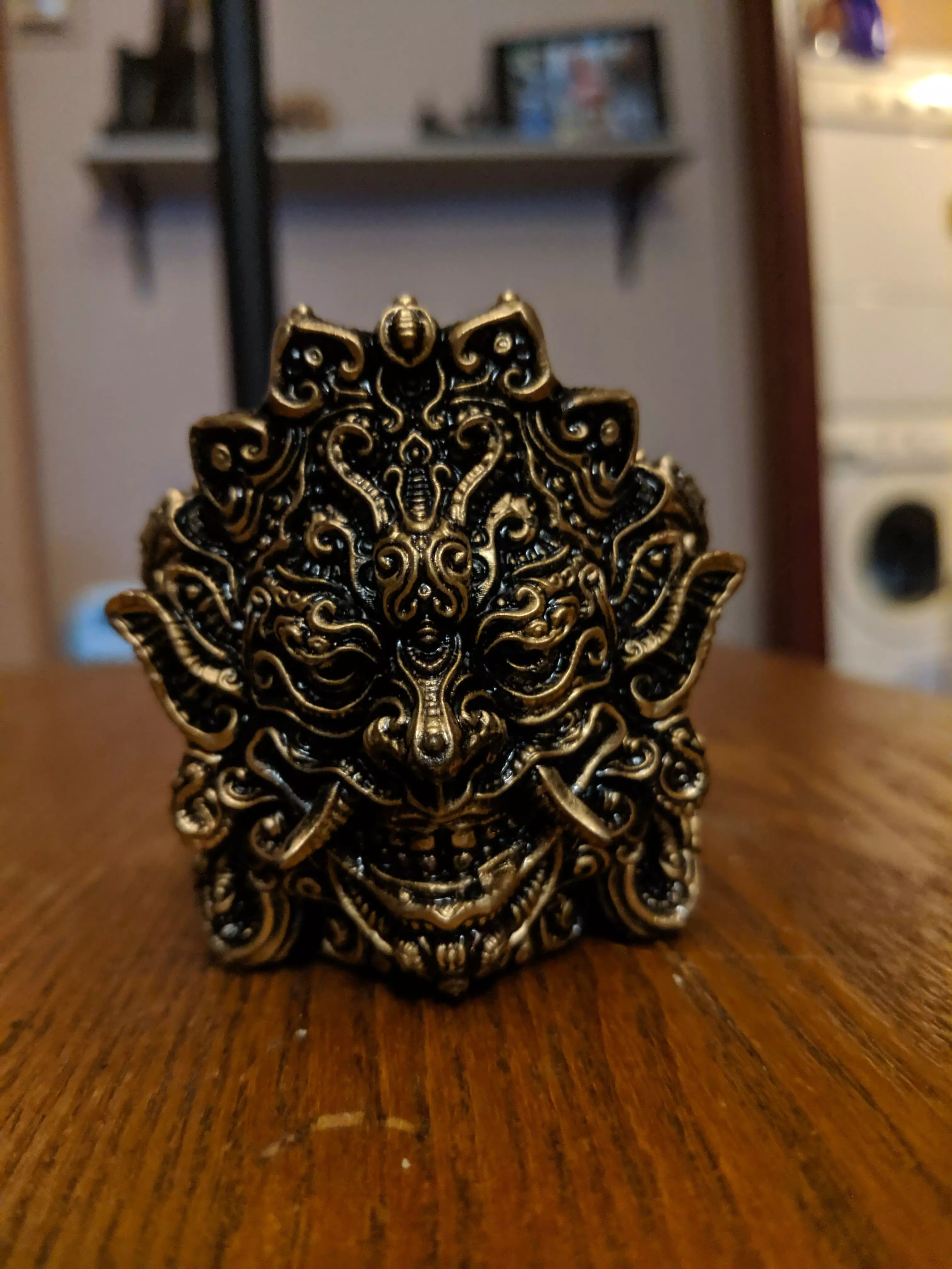 oni style pen holder 1 3D print model_0