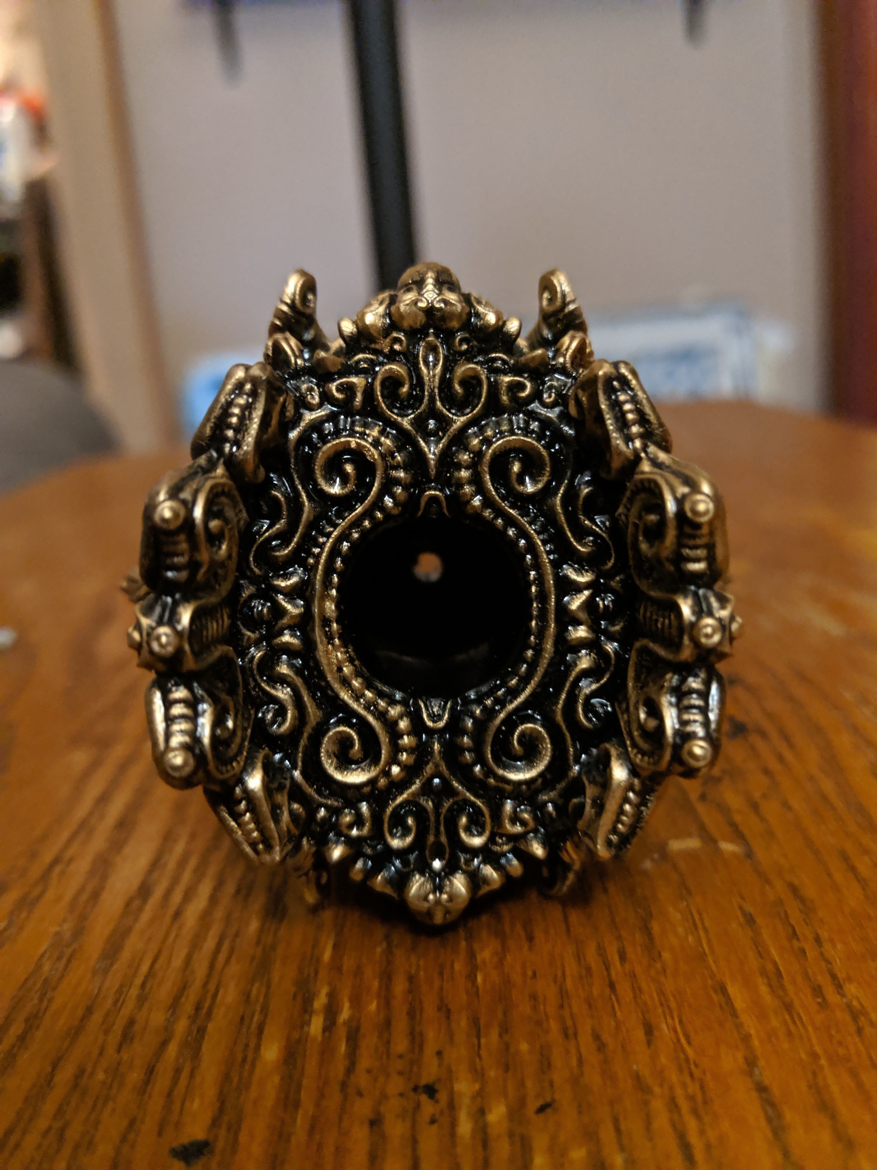 oni style pen holder 1 3D print model_2